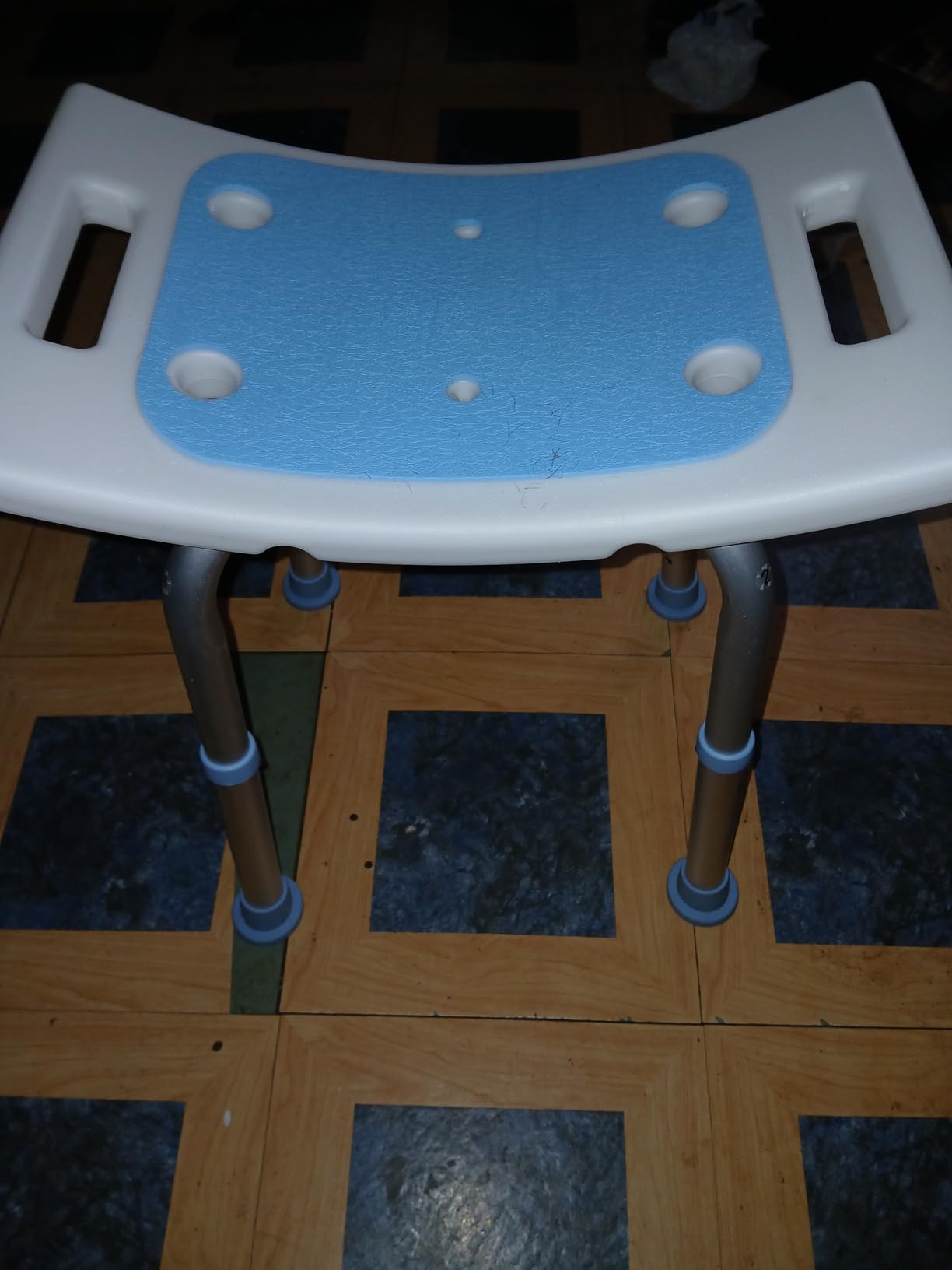 HOMLAND Shower Chair for Inside Shower, 400 lbs Adjustable Shower Stool with Suction Feet, Shower Seat for Inside Tub Bathroom Bench Bath Chair for Elderly and Disabled - Light Blue customer photo 1