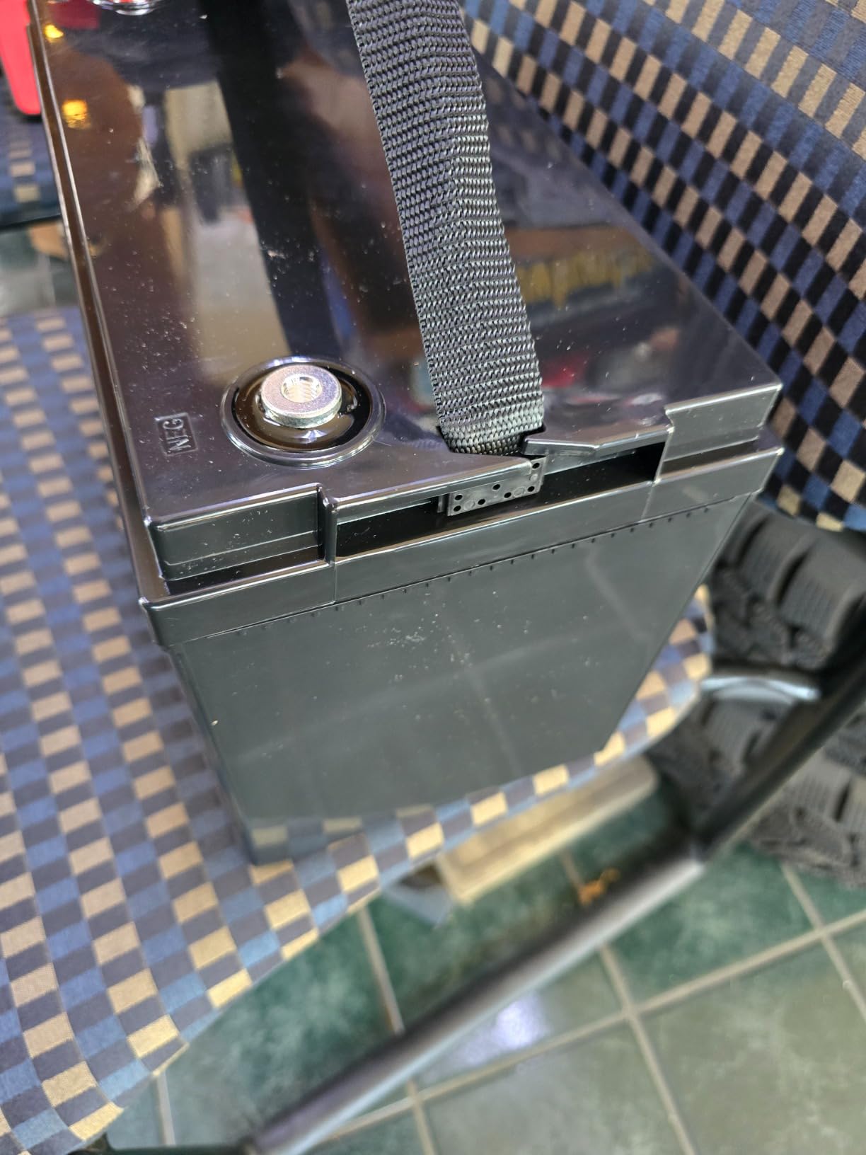 12V 100Ah LiFePO4 Solar Battery - Deep Cycle Lithium Battery for Solar Systems, Off-Grid, RV, Marine, and Backup Power with 15000+ Cycles, Lightweight, Maintenance-Free customer photo 1