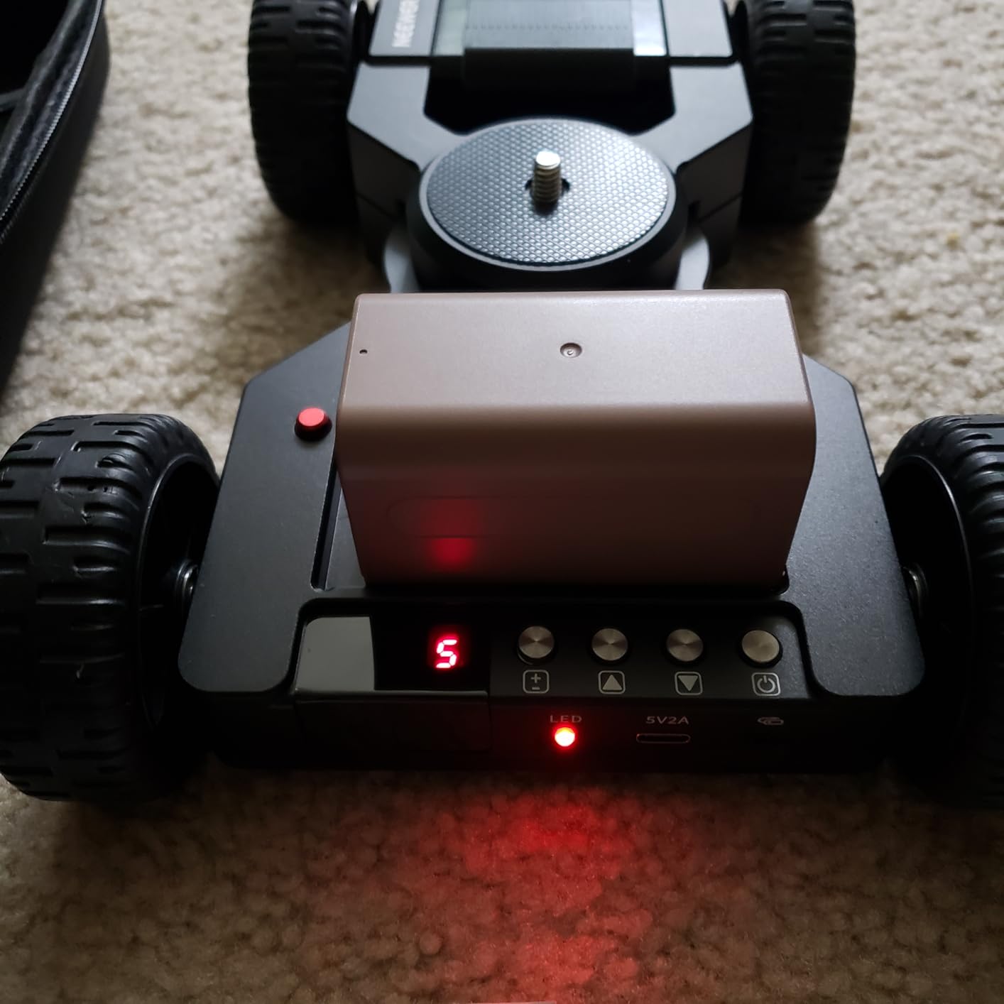 Neewer DL400 Upgraded Motorized Camera Slider Dolly with App Control, Ultra Quiet Powerful Dual Motor Drive customer photo 2