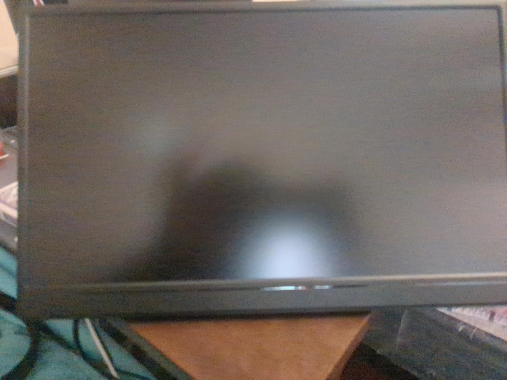 WGK 15.6 inch Portable Monitor 1080P FHD Travel Display HDMI/USB-C Compatible with Laptops, Desktops, Phones, PS, Mac, Xbox, Switch, and Other Gaming Devices Includes Stand and Speakers VESA customer photo 1