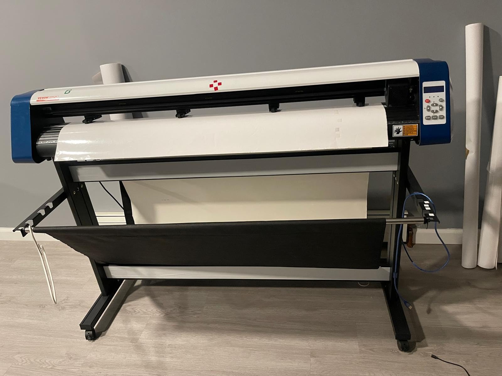 VEVOR 28-inch Cutting Machine for Vinyl customer photo 1