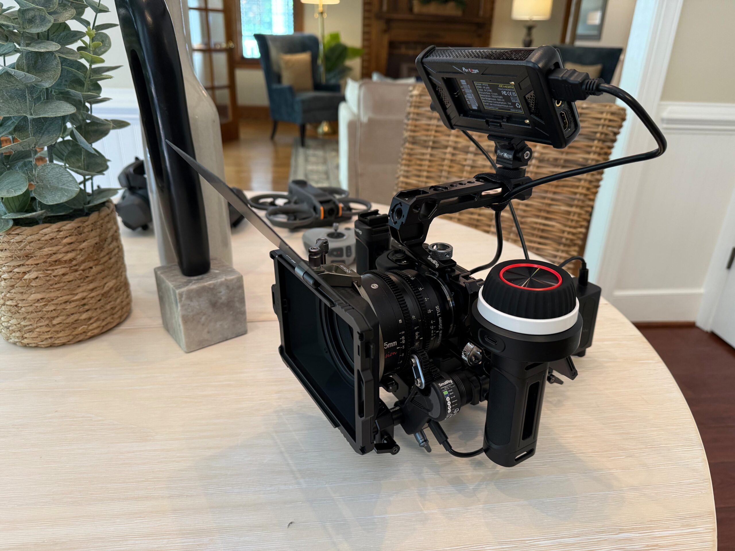 SmallRig Wireless Follow Focus Kit (Lite) with Handwheel Controller & Receiver Motor customer photo 1