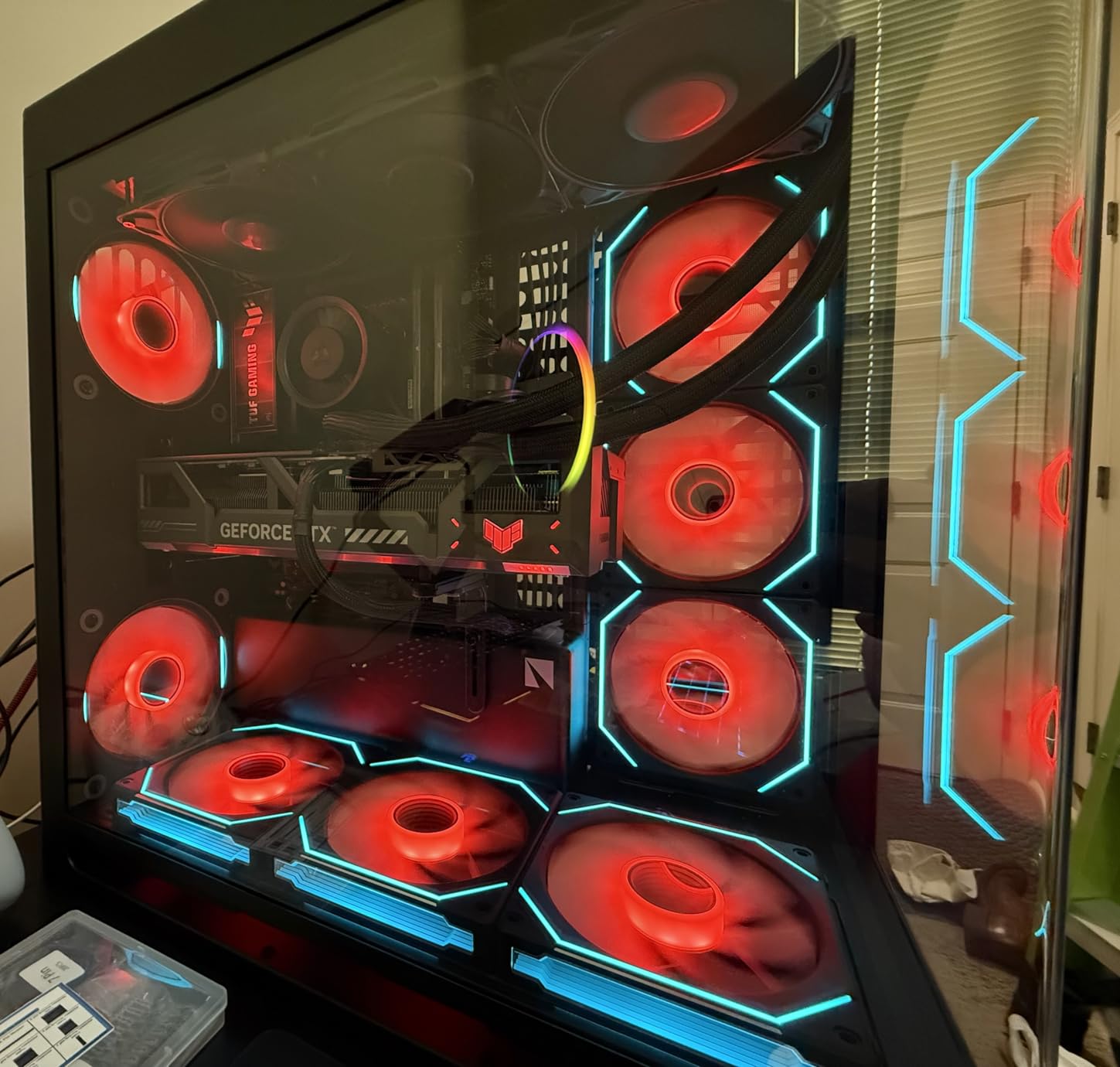 HAVN HS 420 Dual-Chamber Mid Tower PC Case ATX Black - Hybrid Design, 11x 140mm Fan Slots & 3X 420mm Radiator Support, SimpliCable Cable Management, Tempered Glass, PWM Fan Hub customer photo 1