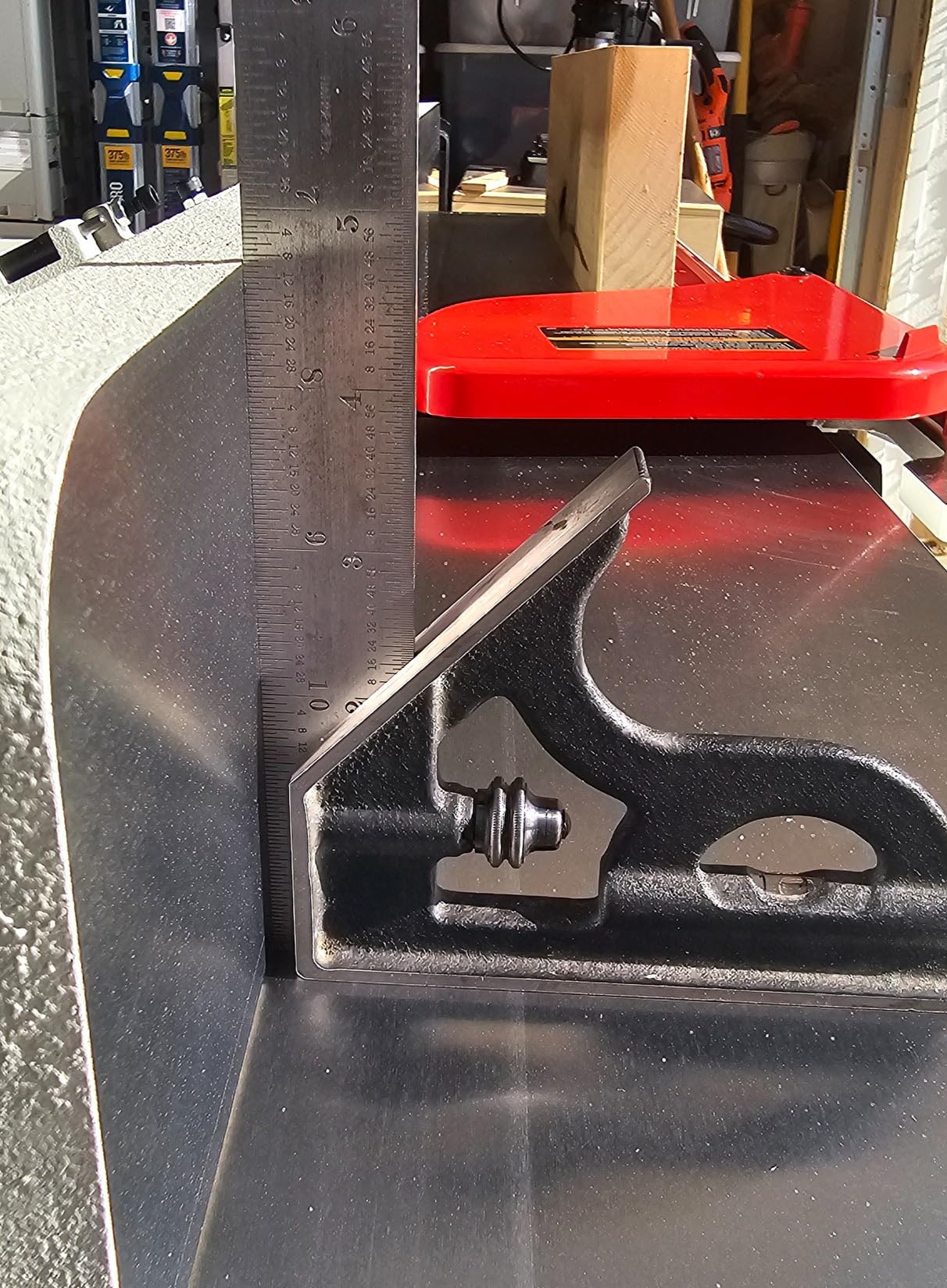 JET Black 8-Inch Jointer, Helical Cutterhead, 2 HP, 230V 1Ph (JWJ-8HH-BLK) customer photo 1