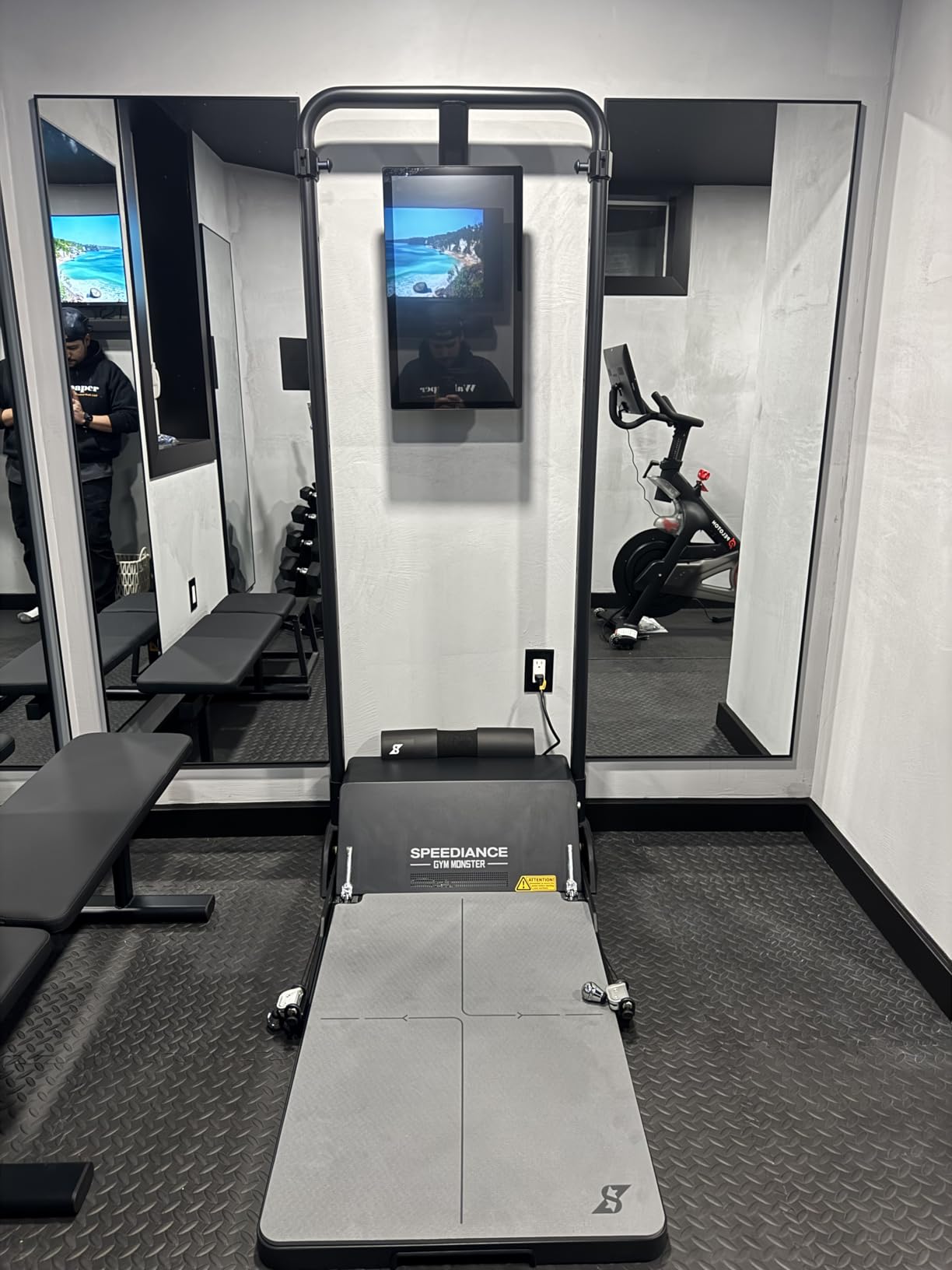 Speediance Gym Monster Smart Home Gym, Multifunctional Strength Training Machine, Smith Machine Power Cage Workout Station, Squat Rack Cable Machine, Full Body Fitness Equipment customer photo 2