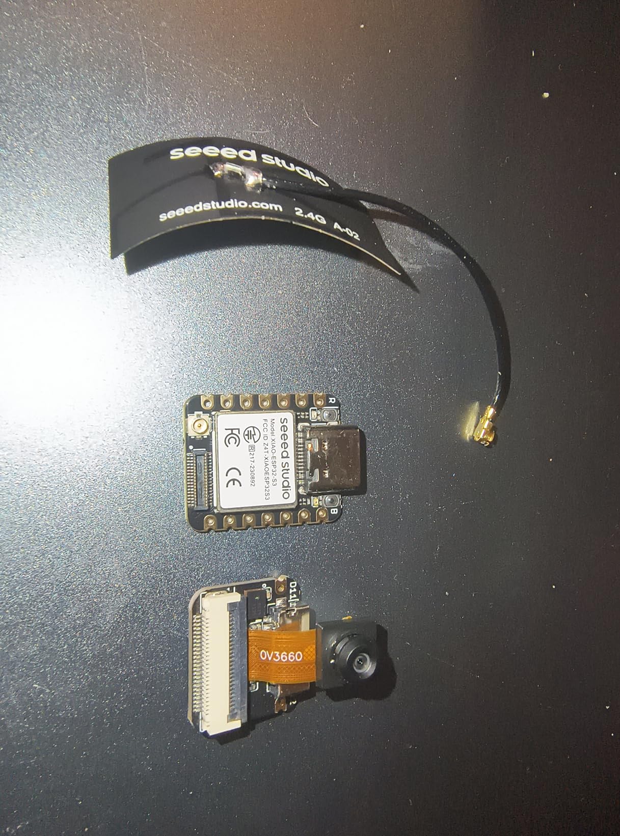 XIAO ESP32C3 3PCS Pack - RISC-V Tiny MCU Board with Wi-Fi and Bluetooth5.0, Battery Charge Supported, Power Efficiency and Rich Interface customer photo 2