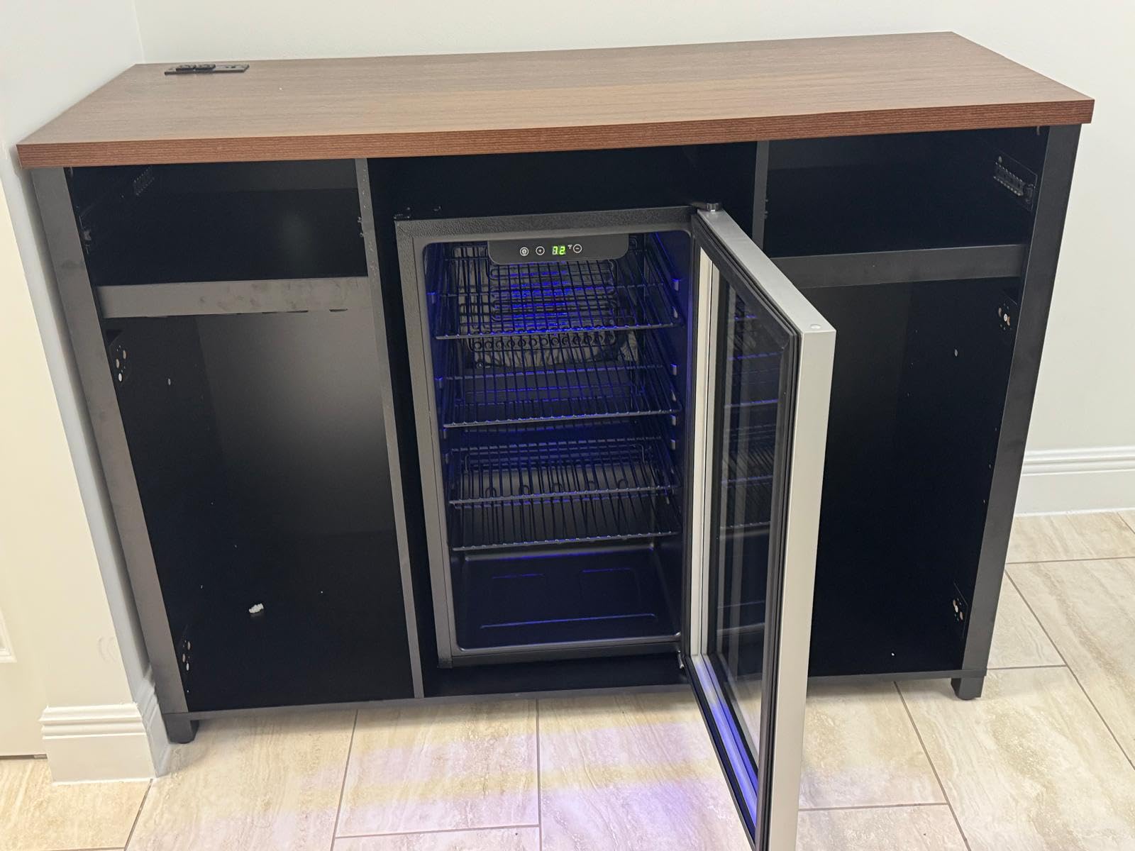 37 Bottle Wine Fridge, Freestanding 145 Can Beverage Refrigerator with Smart Temperature Control, 4.5 CU FT Quiet Mini Fridge with Child Lock Panel for Family Restaurant Bar, Black customer photo 2