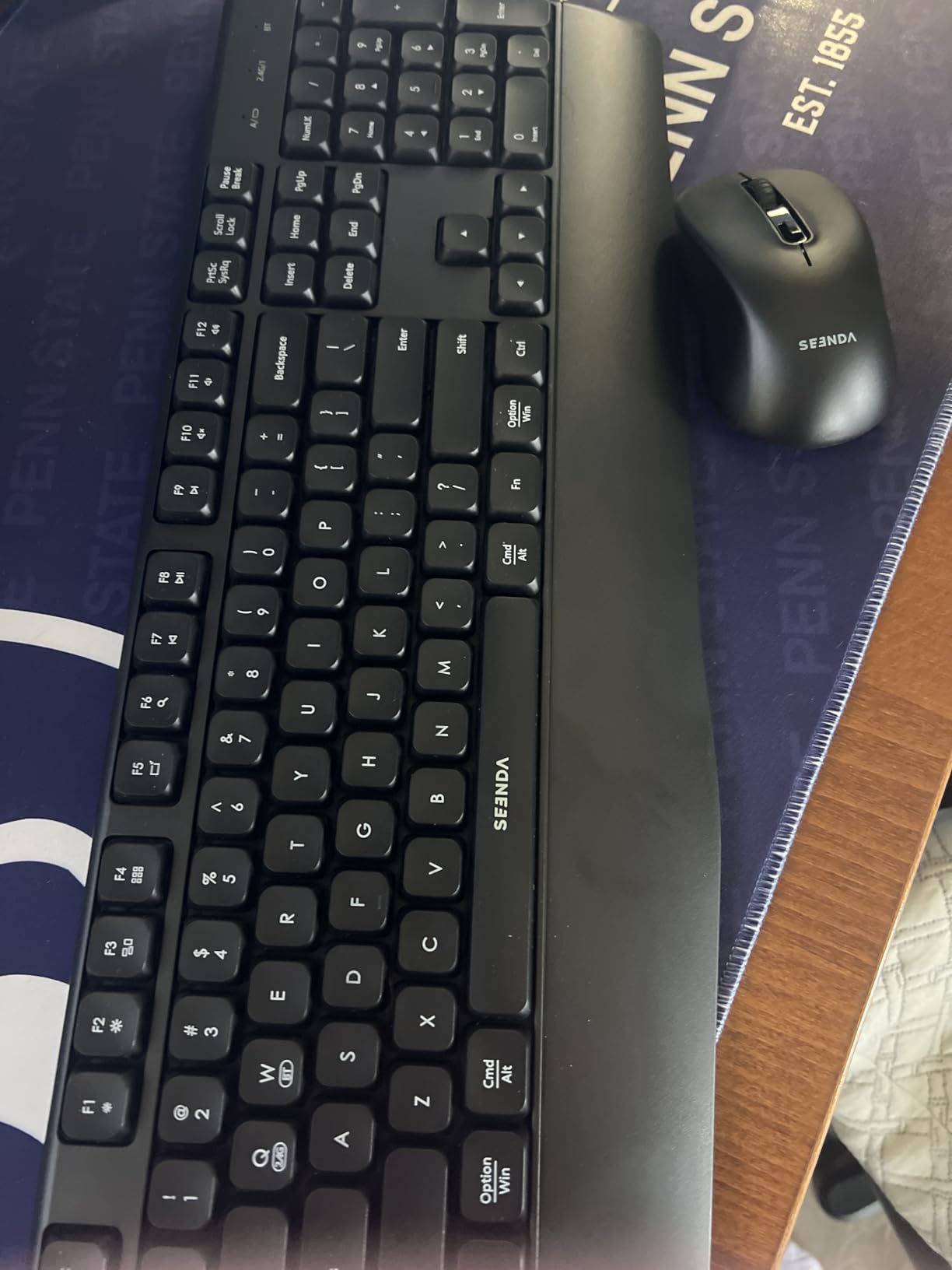 seenda Wireless Bluetooth Keyboard and Mouse Combo, COE200 Ergonomic Wireless Keyboard Mouse with Wrist Rest, Multi-Device Connection, Full-Size, Compatible for Computer/Laptop/Mac/MacBook, Black customer photo 1