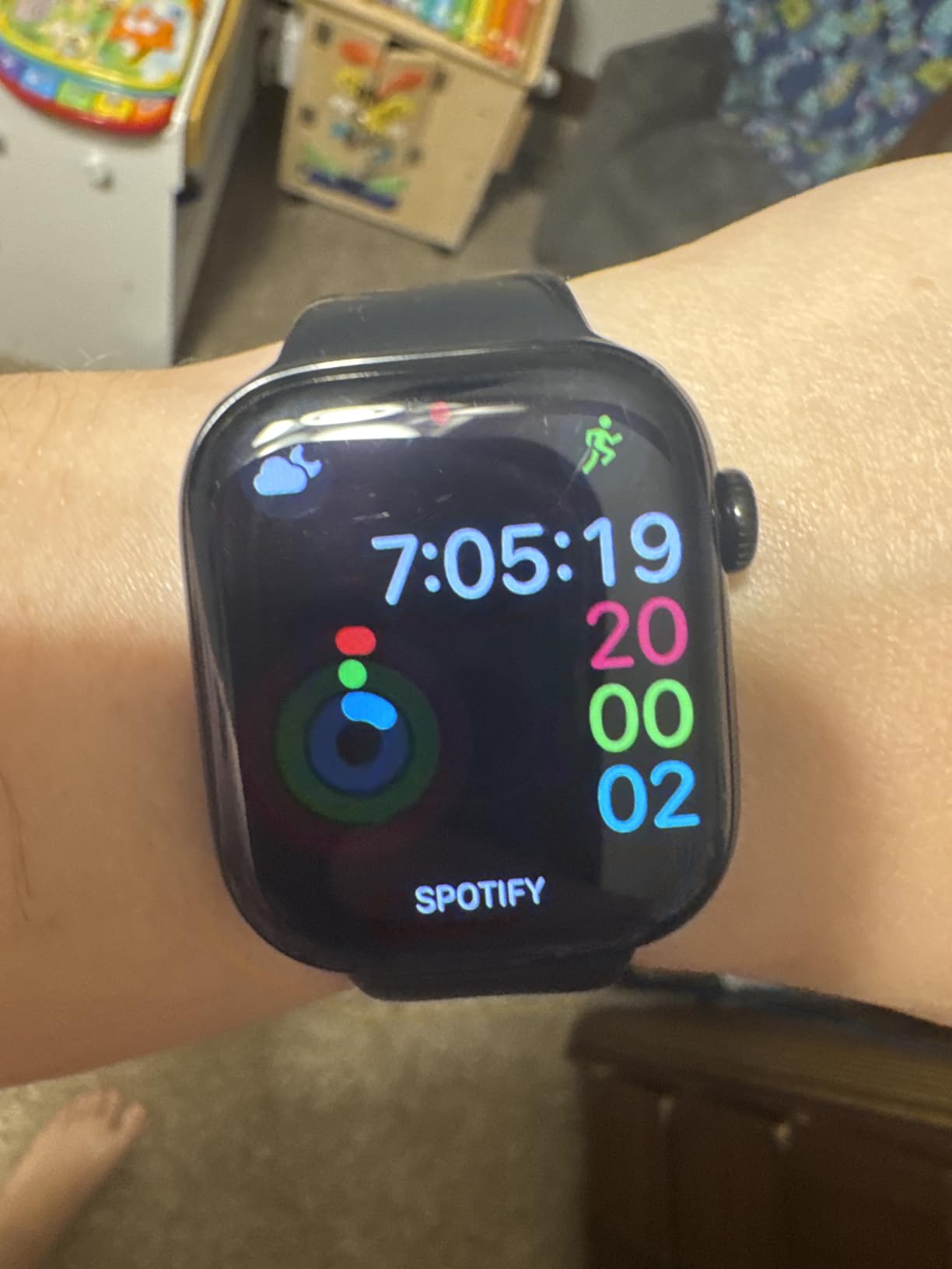 Apple Watch Series 10 [GPS, 42mm] - Rose Gold Aluminum Case with Light Blush Sport Band, S/M (Renewed) customer photo 2