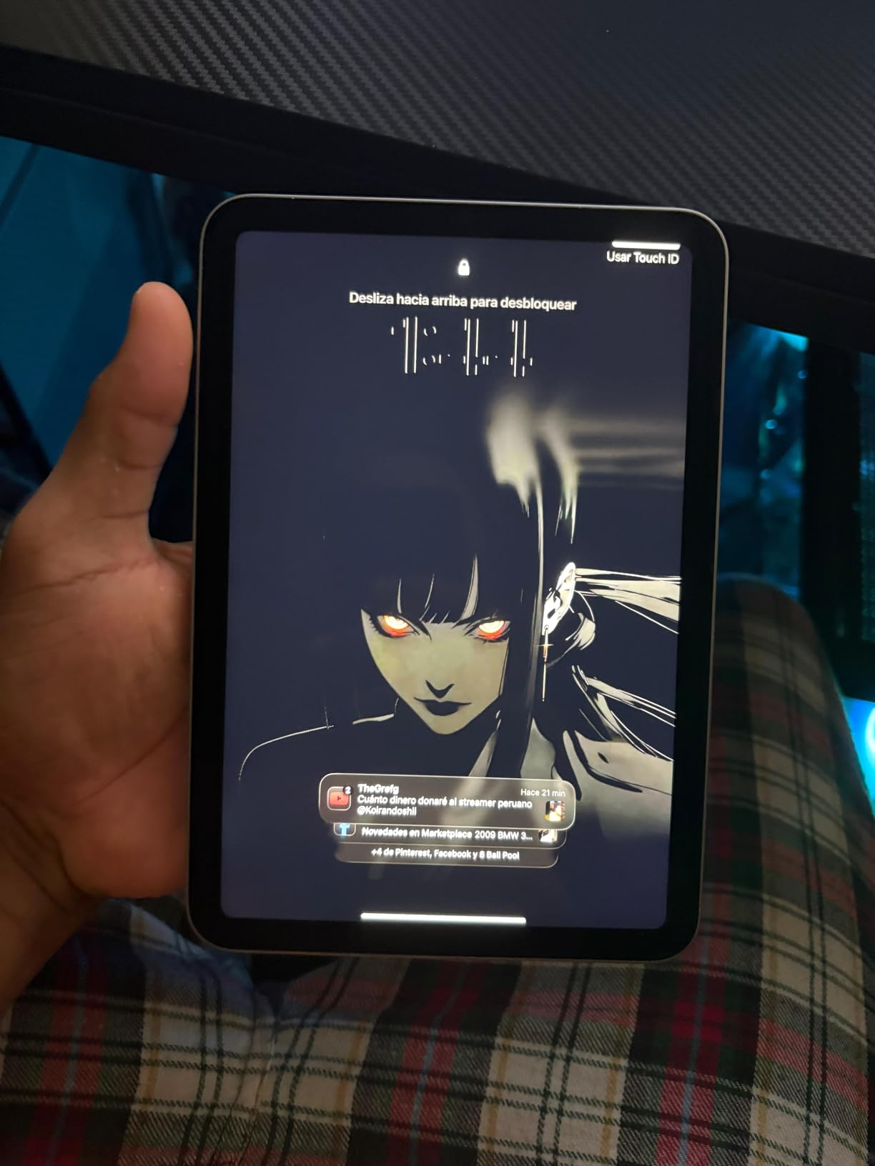 iPad mini (A17 Pro): Apple Intelligence, 8.3-inch Liquid Retina Display, 128GB, Wi-Fi 6E, 12MP Front/12MP Back Camera, Touch ID, All-Day Battery Life - Purple customer photo 1