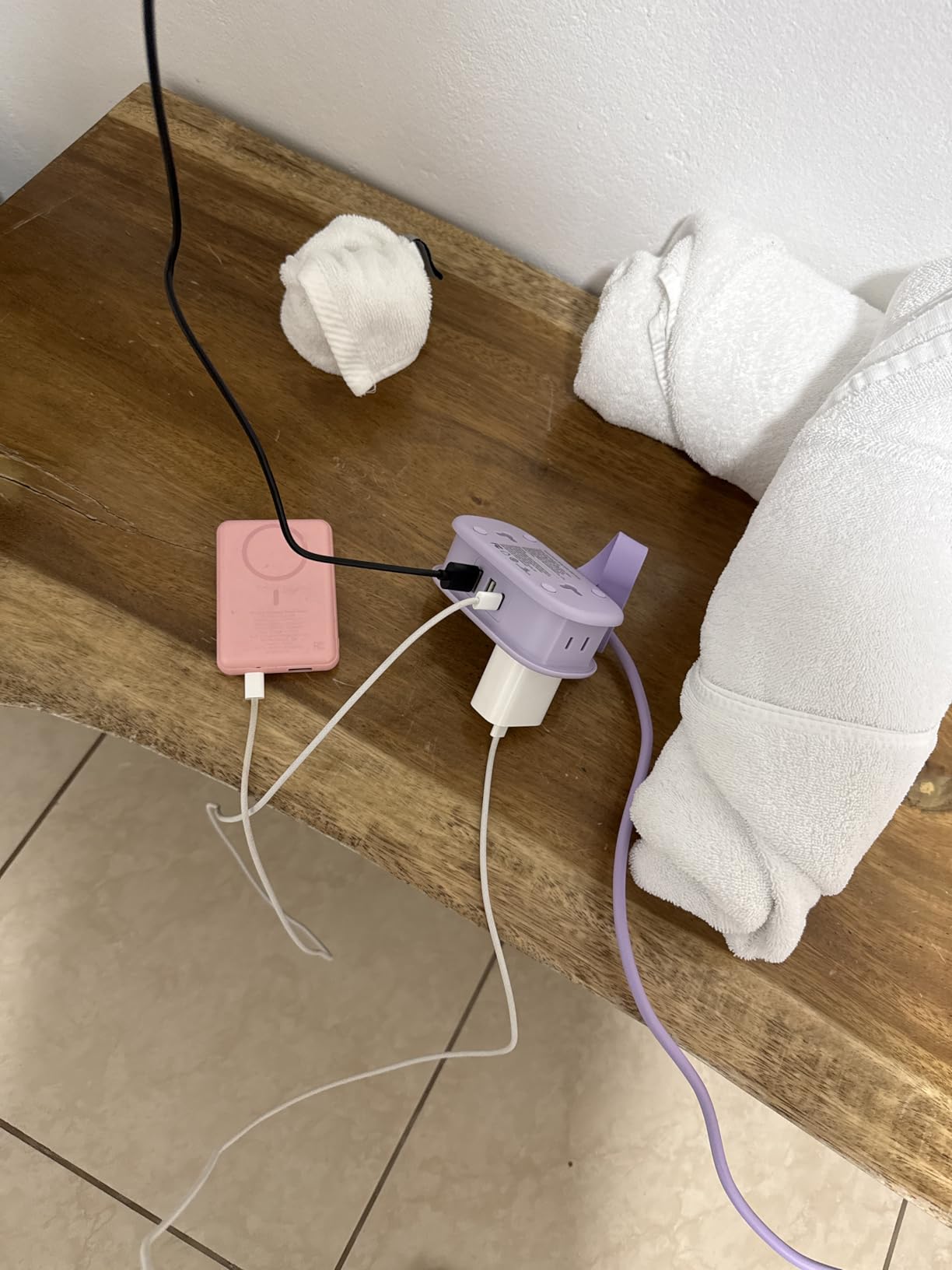ORICO 4FT Purple Travel Power Strip with 4 AC Outlets, 2 USB-A Ports, and 1 USB-C Port, 45° Flat Plug Extension Cord with Non Surge Protector for Travel/Home/Dorm/Office customer photo 1