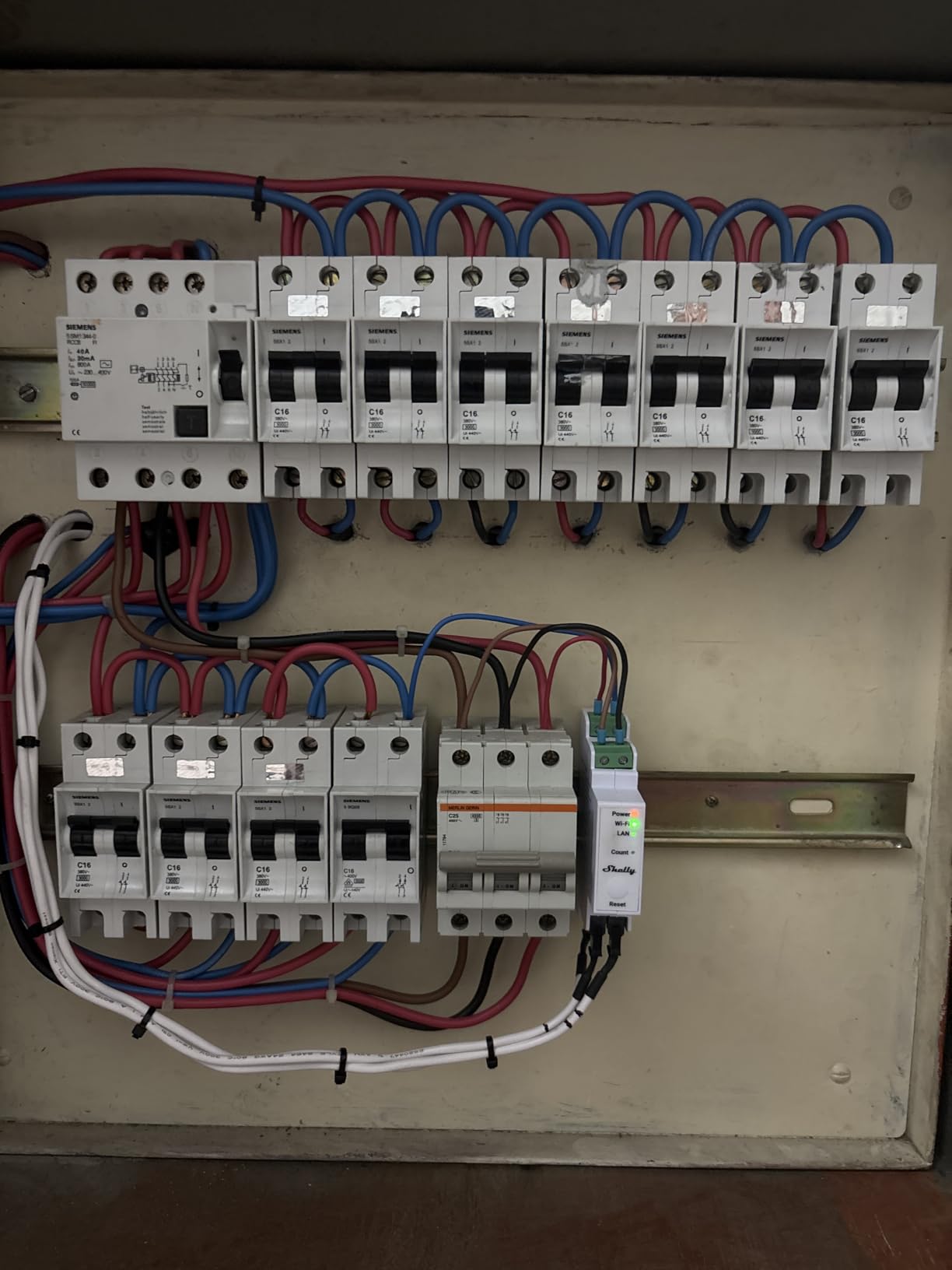 EM Gen3 + 50A Clamp, Wi-Fi-Operated Smart Energy Meter and Contactor Control Relay Switch, Works with Alexa, Home Assistant, Google Home, Electricity Usage Monitor, Real-Time Energy Tracking customer photo 1