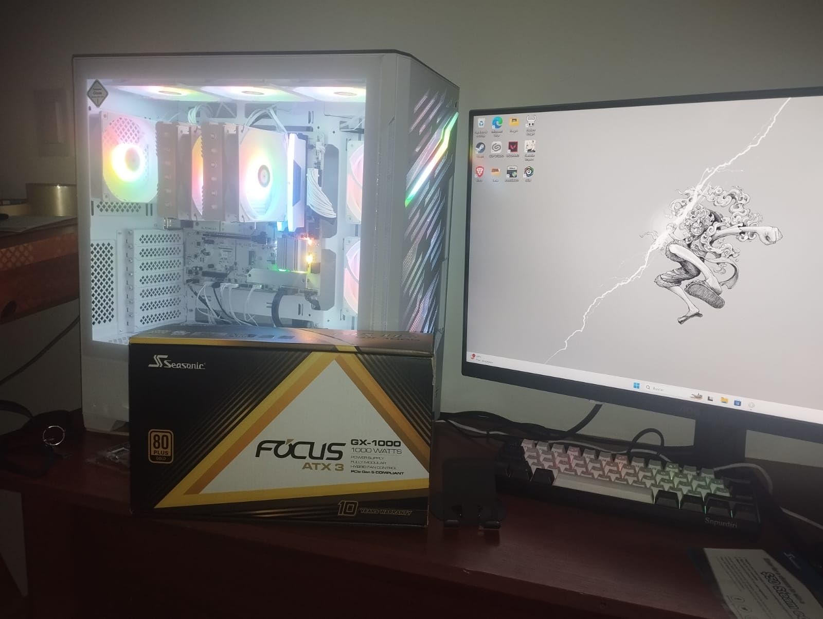 Seasonic Focus GX 1000W Power Supply ATX 3.1 PCIe 5.1 (12V-2x6) 10 Years Warranty Cybenetics Gold Fully Modular RTX 5090 AMD RX 9000 Ready customer photo 2