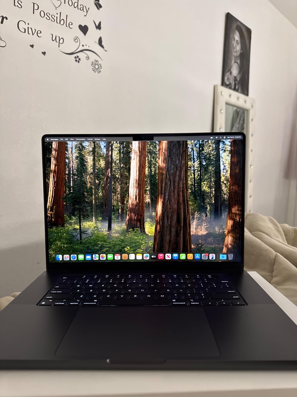 Apple 2024 MacBook Pro Laptop with M4 Max, 16-core CPU, 40-core GPU: Built for Apple Intelligence, 16.2-inch Liquid Retina XDR Display, 48GB Unified Memory, 1TB SSD Storage; Silver customer photo 2