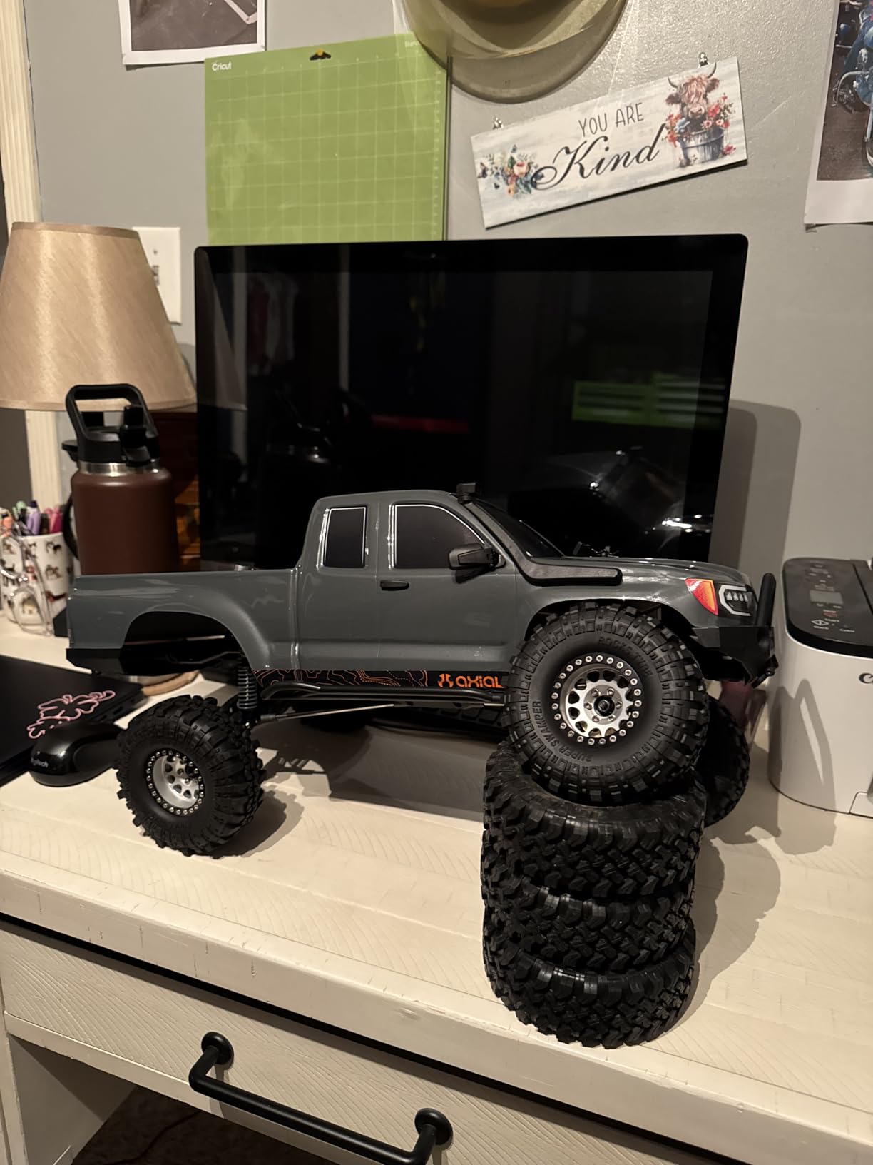 Axial SCX10 III Base Camp 1/10 4WD Rock Crawler customer photo 2