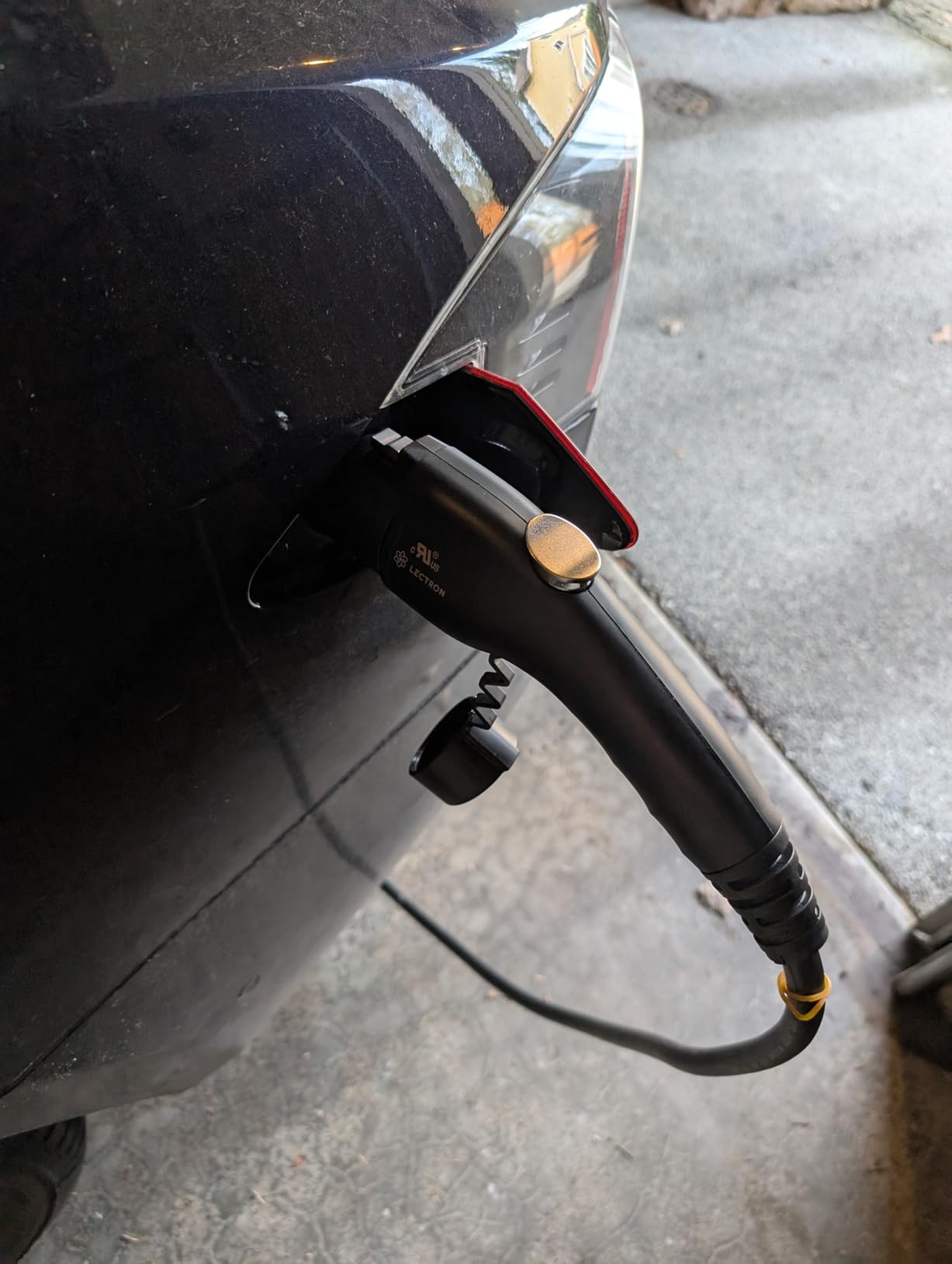 Lectron Portable Level 1 J1772 EV Charger with Wi-Fi/App Control - 12 Amp, 120V Portable Charger with NEMA 5-15 Plug, 16ft Charging Cable - for J1772 Electric Vehicles ONLY customer photo 2