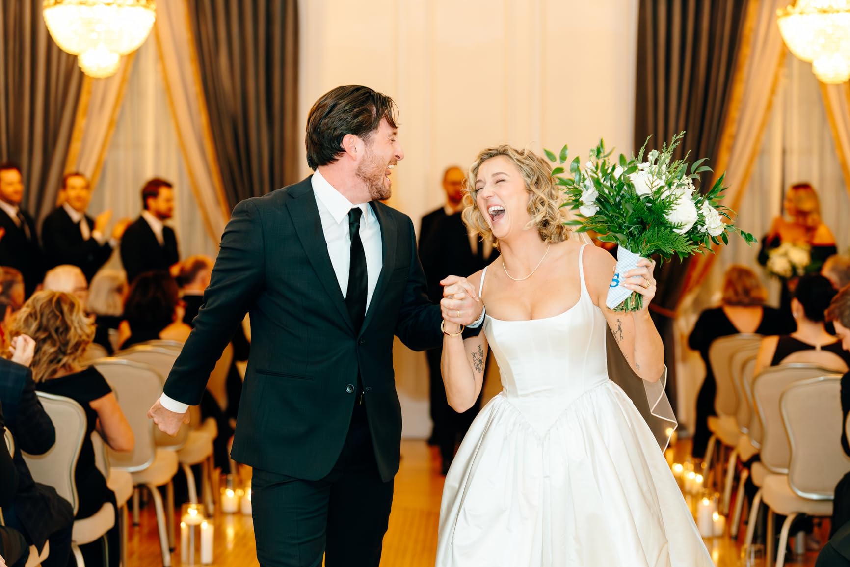 Godox V1 V1-C Flash Speedlite for Canon, 76Ws 2.4G TTL 1/8000 HSS, 480 Full Power Flashes, 1.5s Recycle, 2600mAh Li-ion Battery, LED Modeling Lamp (USA Version) customer photo 1