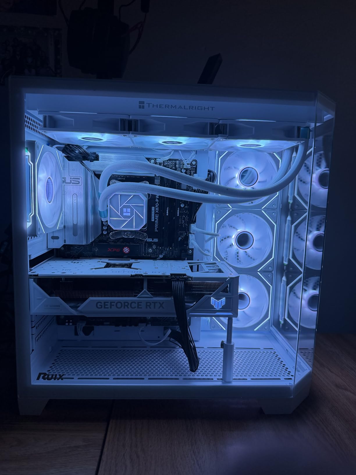 RUIX OV303 ATX Mid-Tower PC Case, Pre-Installed 4 x 120mm Prism ARGB PWM Fans, USB 3.0 & Type-C Ports, High-Airflow Gaming Computer Case - White customer photo 2