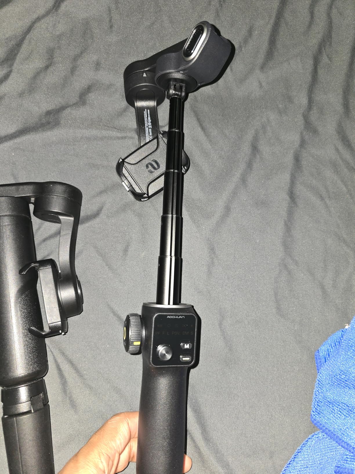 AOCHUAN 3-axis Gimbal Stabilizer for iPhone w/Built-in 7.8' Extension Rod, Smartphone Gimbal w/AI Tracking, Portable Phone Holder for iPhone & Android w/Full-Screen OLED Display, Smart V8(Black) customer photo 1