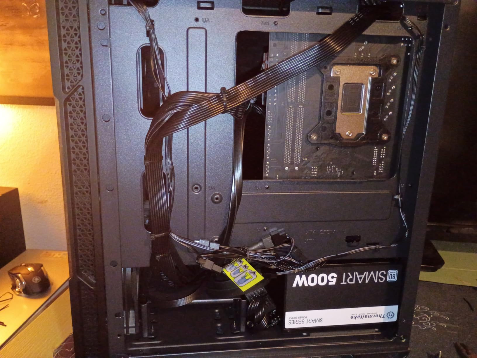 Genuine Walnut Wood Micro ATX Case, MATX PC Case with 4 x 120mm 3 Pin Non-PWM Case Fans Pre-Installed, Temper Glass Side Panel, with Type-C, Black, Cypress 3 Wood customer photo 1