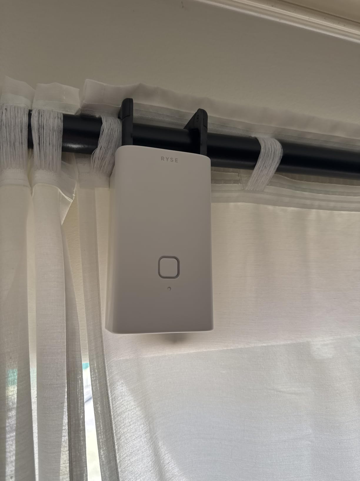 Ryse SmartCurtain | Motorized Curtain | Turn Current Curtains into Electric, Automated Drapes | Easy Install | Works with Existing Single or Double Curtain | Phone App Enabled | Charger Not Included customer photo 1