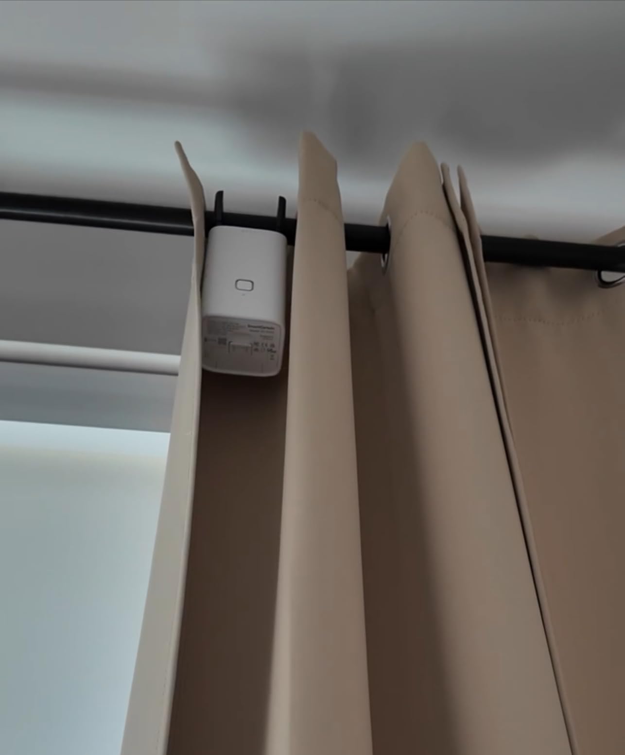 Ryse SmartCurtain | Motorized Curtain | Turn Current Curtains into Electric, Automated Drapes | Easy Install | Works with Existing Single or Double Curtain | Phone App Enabled | Charger Not Included customer photo 2