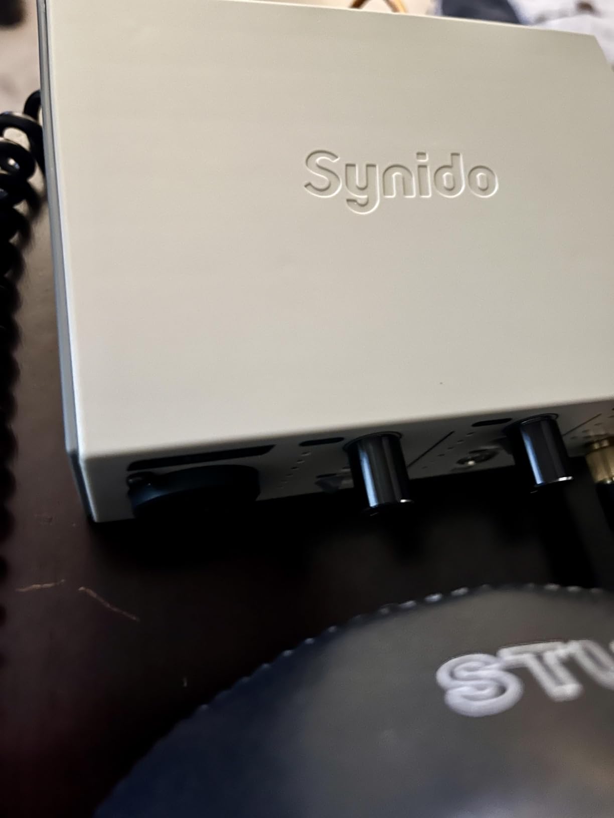 Synido USB C Audio Interface for Recording Music, Streaming, Podcasting with XLR, 24bit/48kHz, 48V Phantom Power customer photo 2