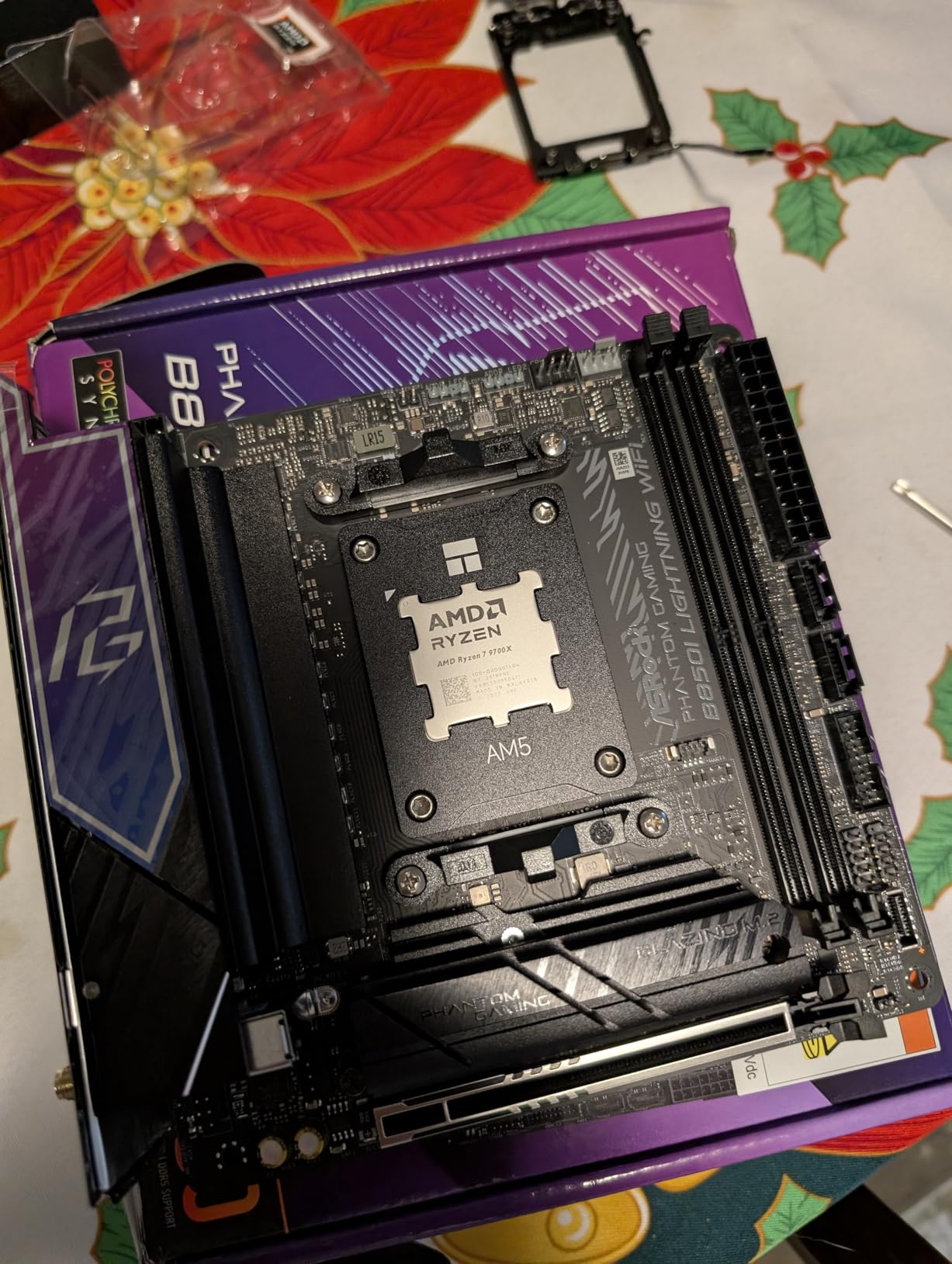 ASRock AMD B850i Lightning WiFi 6E Socket AM5 Ryzen 9000/8000/7000 Series DDR5 8200+ (OC) MHz Mini ITX Motherboard M.2 SATA3 PCIe 5.0 BIOS Flashback customer photo 2