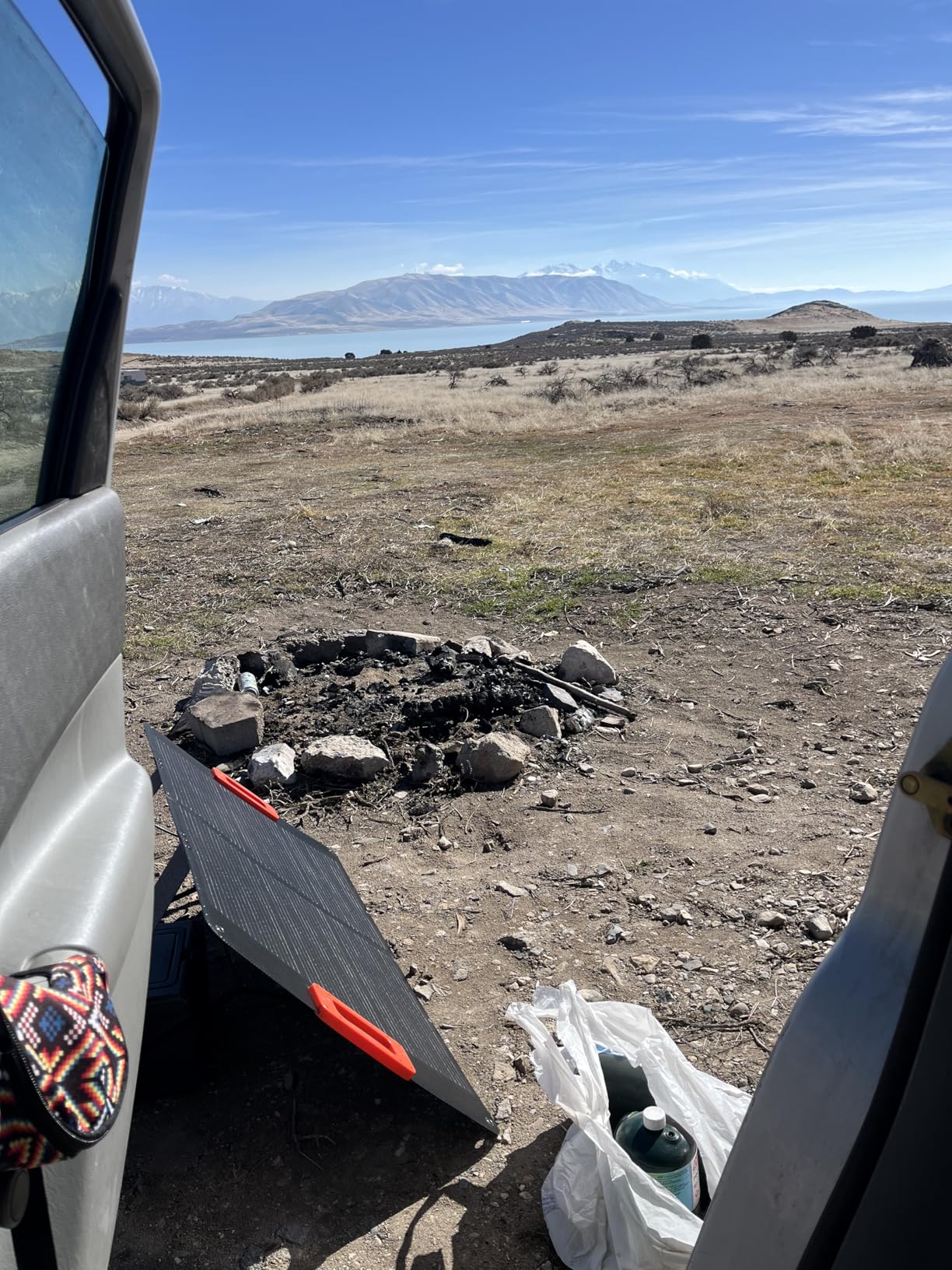 N-Type 16BB 200W Portable Solar Panel for EF/Jackery/Bluetti/Anker Power Station 20V Foldable Solar Panel 25% High Efficiency IP68 Waterproof for Outdoor Trip RV Camping Blackout Off Grid customer photo 1