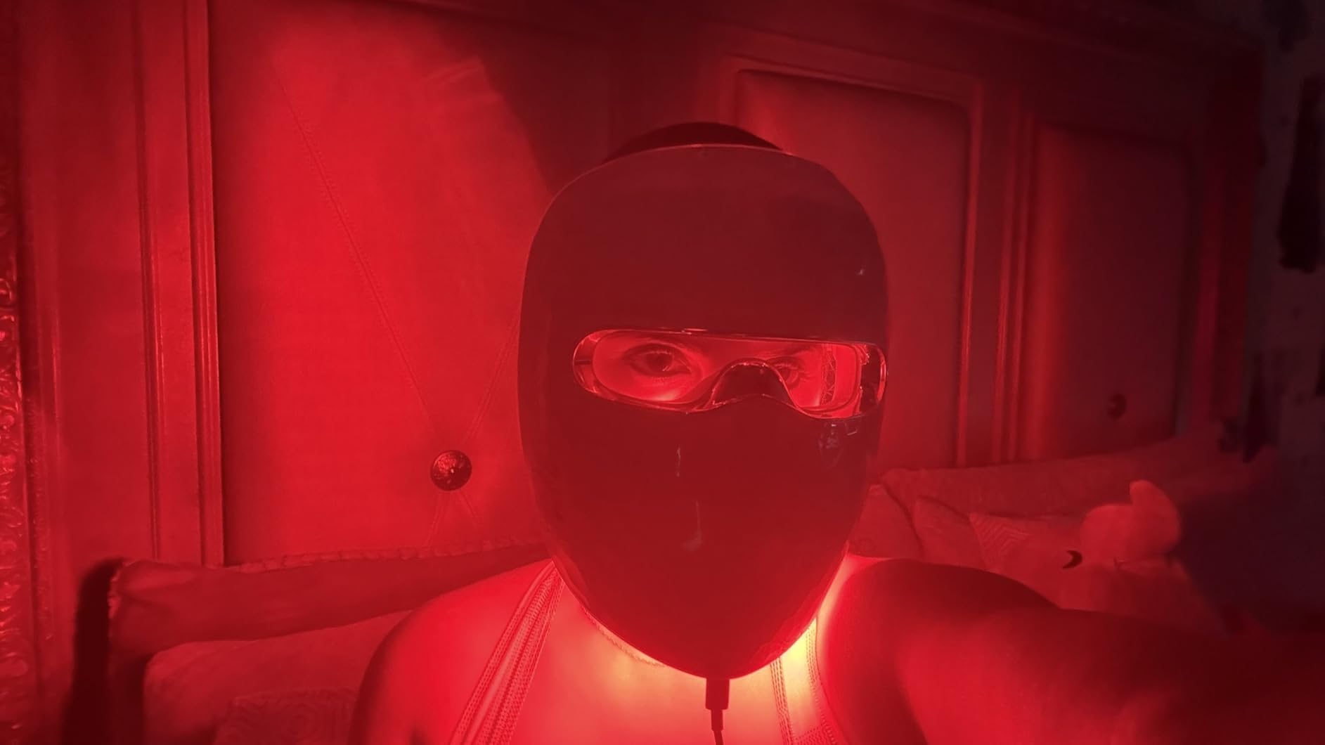 Ulike ReGlow LED Light Therapy Mask, Red Light Therapy for Face, 4 Modes with Red, Blue, Yellow & Infrared Lights customer photo 1