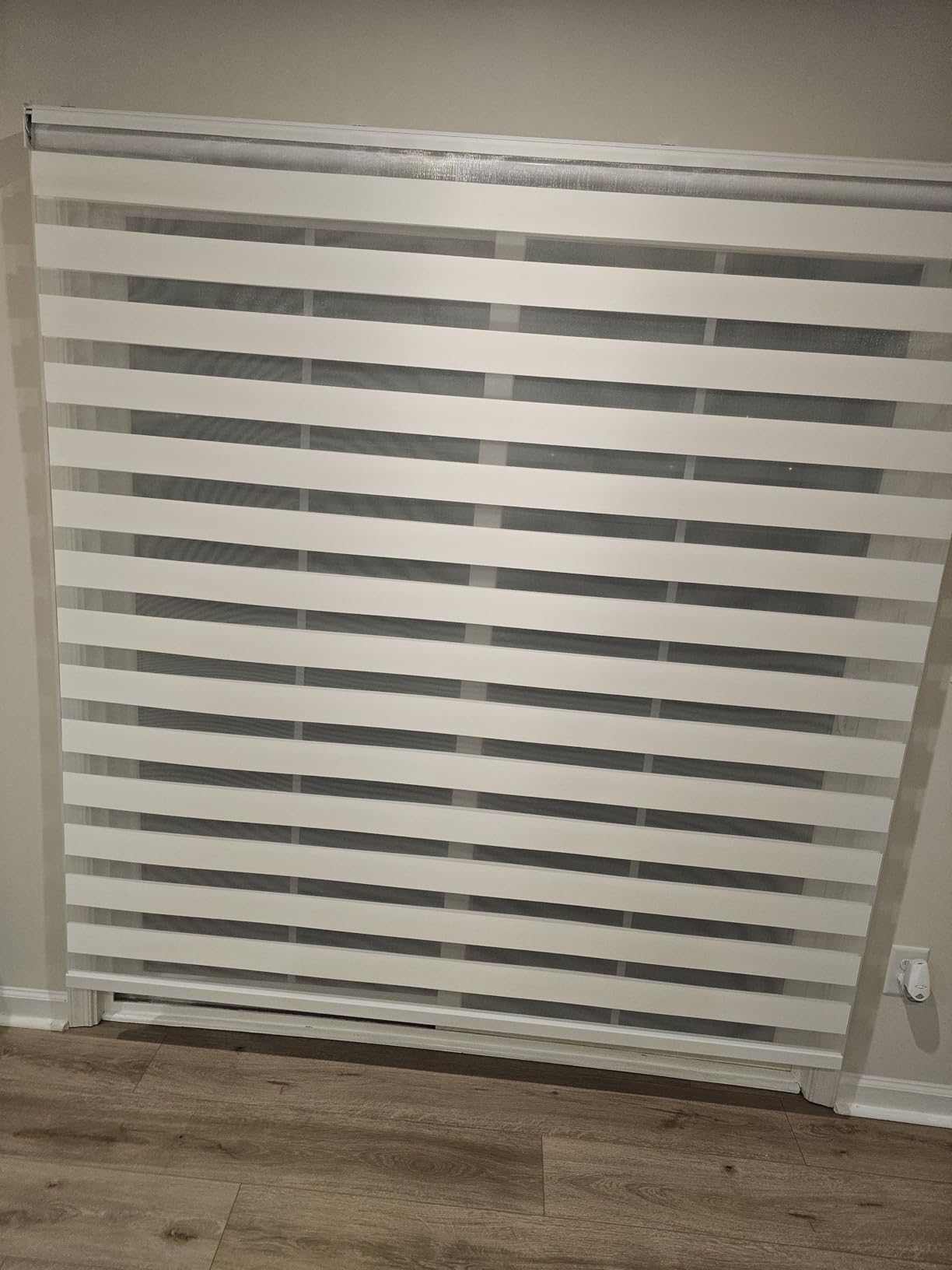 Yoolax Motorized Blinds with Remote, Electric Zebra Blinds for Indoor Windows, Room Darkening Smart Shades with Voice Control, Compatible with Alexa Google Home customer photo 1