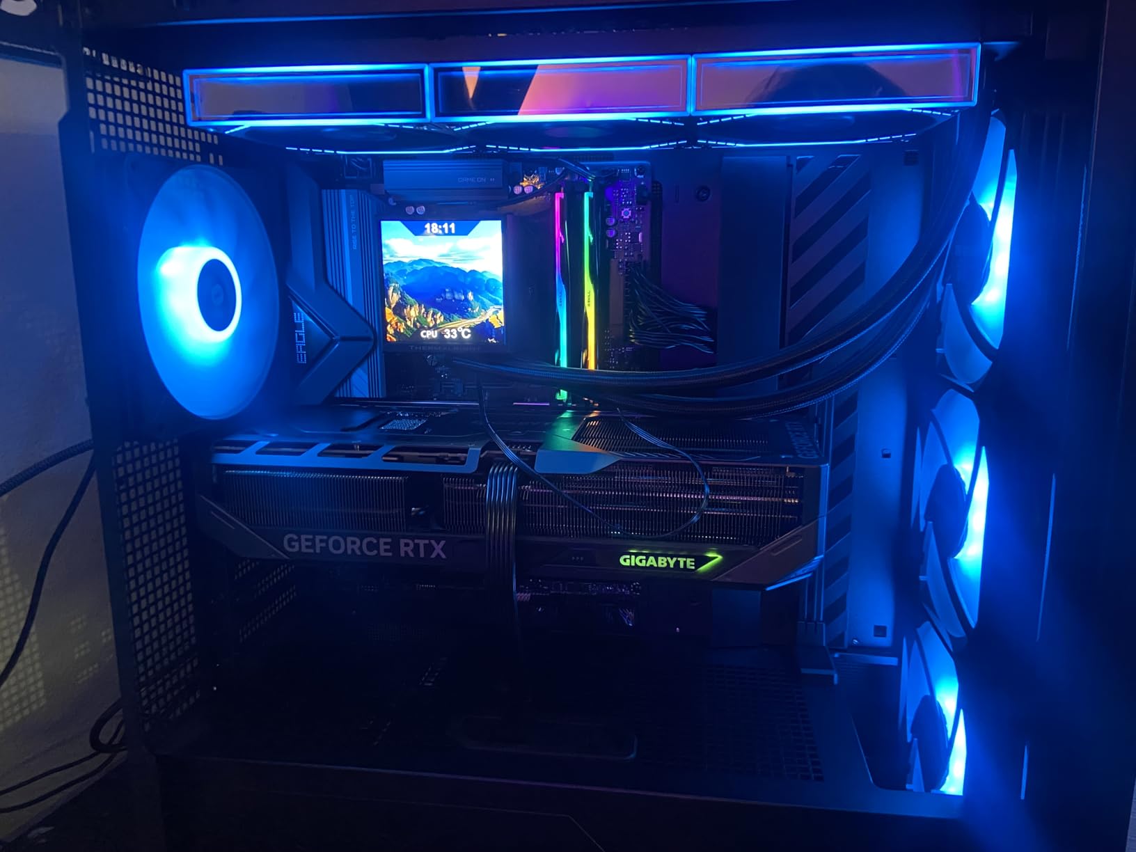GIGABYTE GeForce RTX 5070 Ti Gaming OC 16G Graphics Card (16GB GDDR7, 256 Bit, PCI-E 5.0, 2588 MHz Core Clock, DLSS 4) customer photo 1