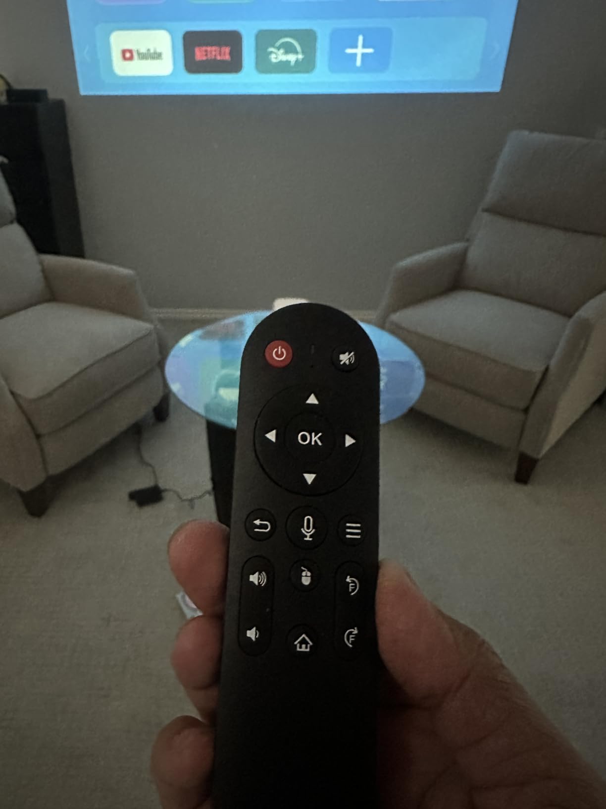 【Auto Focus&1080P】Magcubic Mini Smart Projector with 4K Support, Portable Projector with Wifi and Bluetooth, 5W Speaker, Built in Apps, Voice Control, Outdoor Movie Projector customer photo 2