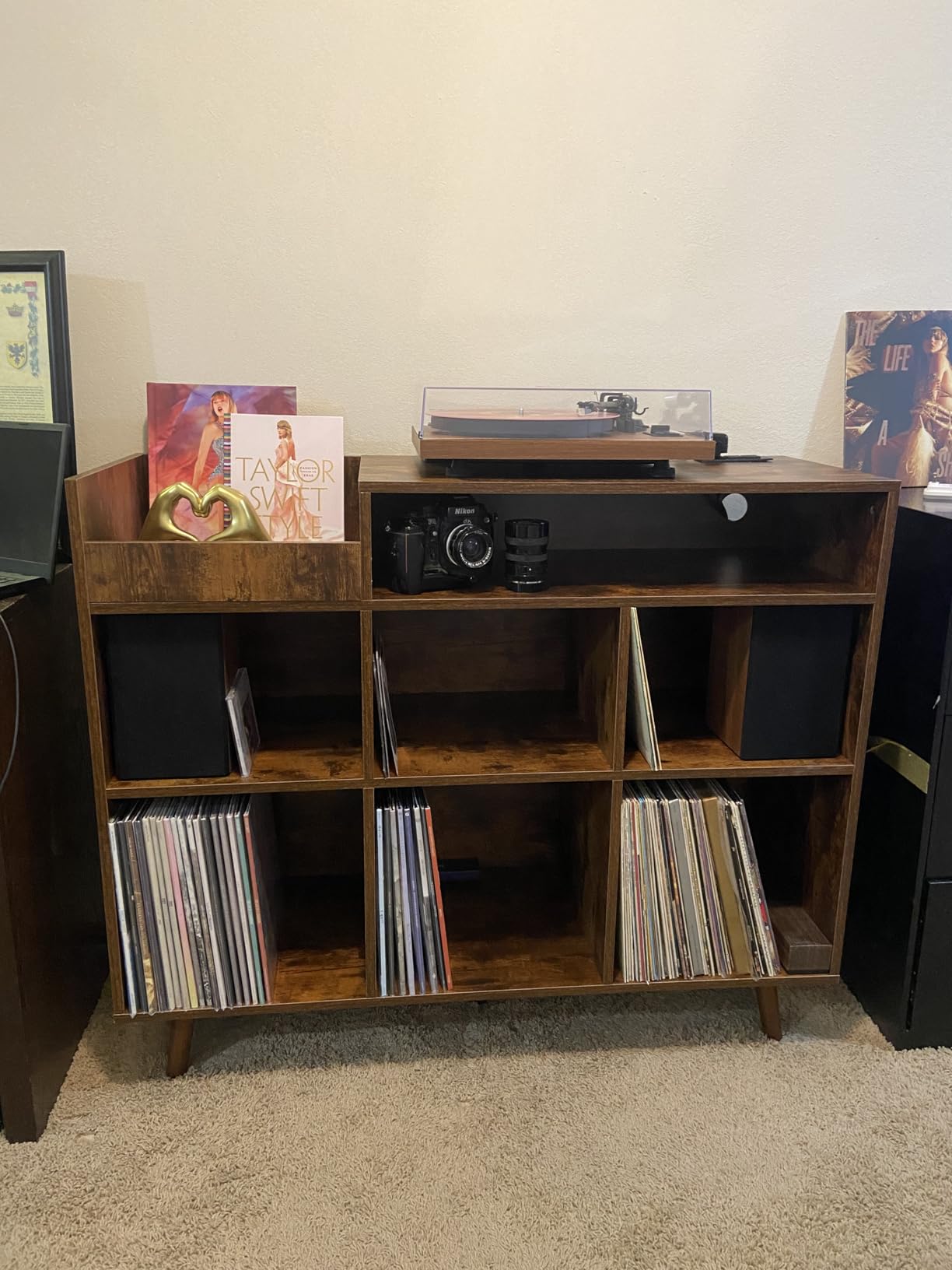 Cozy Castle Large Record Player Stand with Vinyl Storage Cabinet, Wood Turntable Table Open Shelf Holder Up to 500 Albums Cube Storage Organizer for Living Room, Office, Rustic Brown customer photo 2