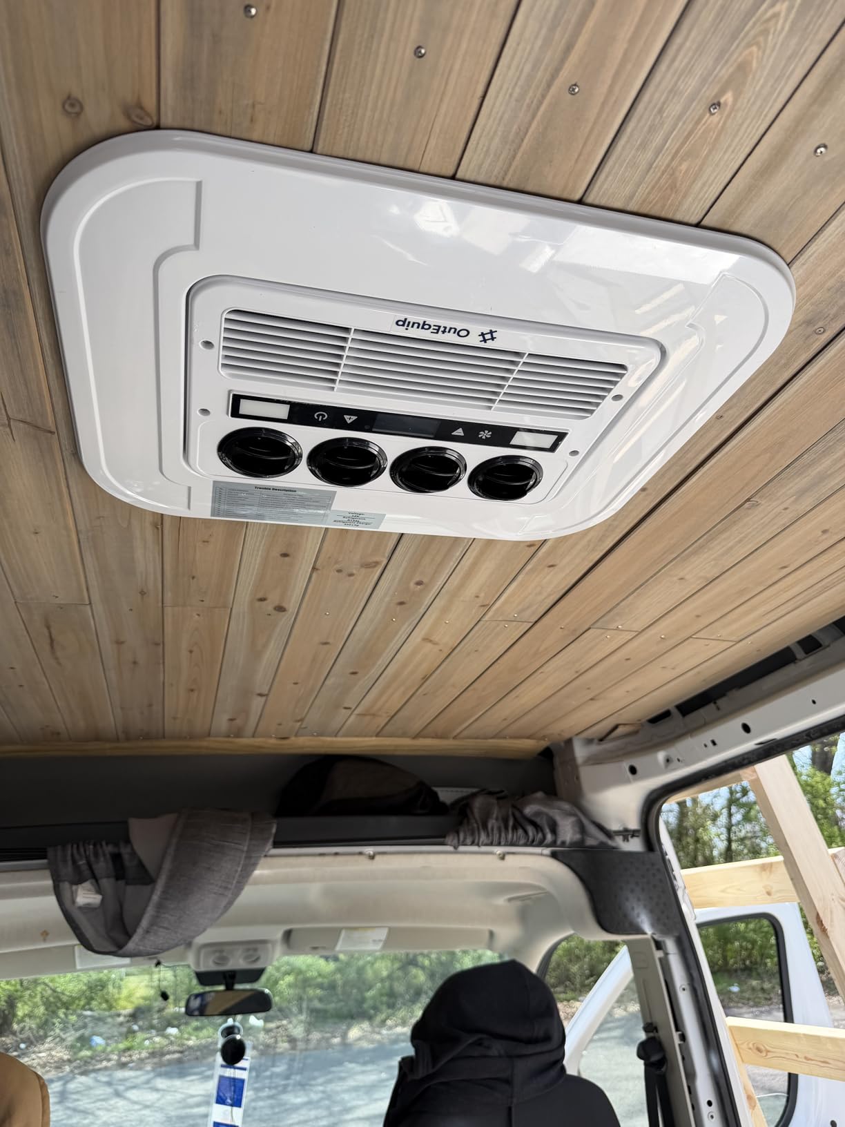 RV Air Conditioner, 12V 10000 BTU Rooftop Air Conditioner for RVs, Trucks, Vans, Campers, Tractor, Low Profile Quiet AC Unit, Battery Powered, OutEquipPro 12V AC (12 voltage w/o heater) customer photo 2