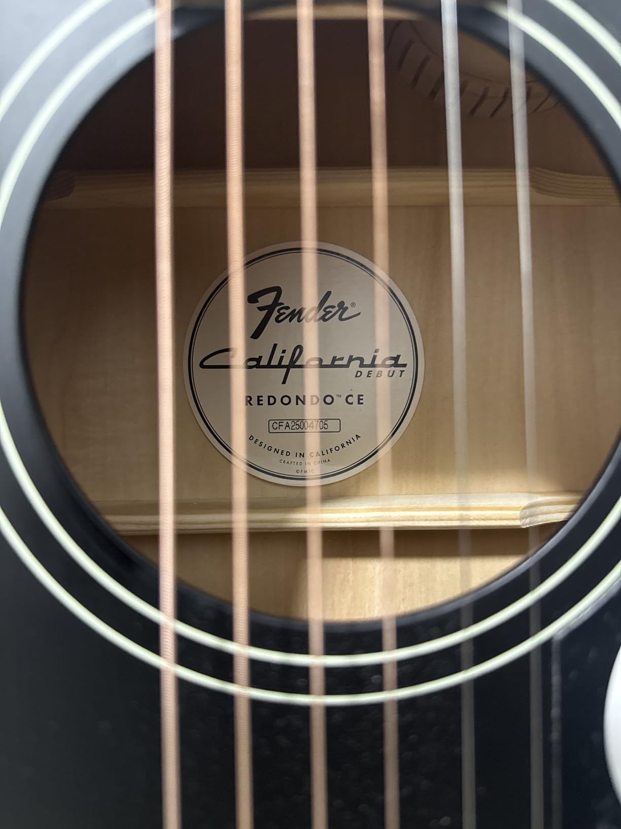 Fender California Debut Redondo CE Series Acoustic Guitar, Beginner Guitar, 2-Year Warranty, Includes Built-In Tuner, 2-Tone Sunburst customer photo 2