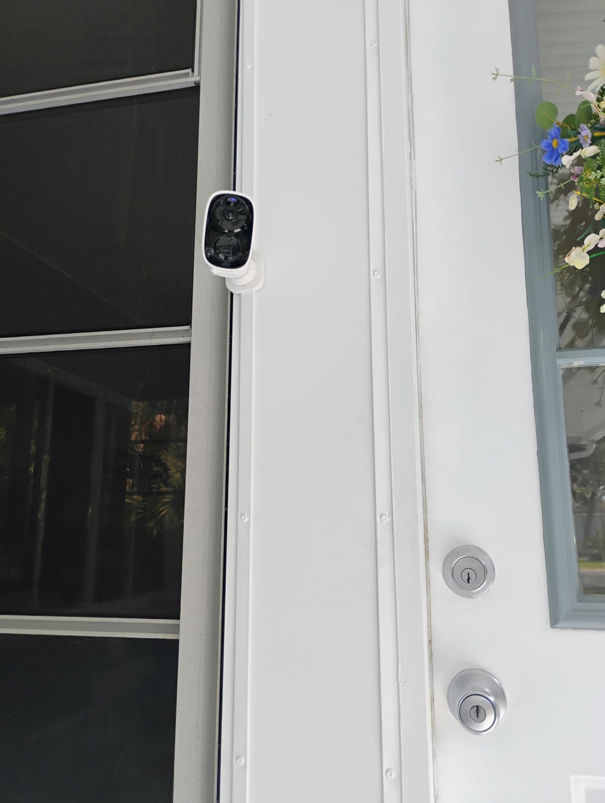 2026 Upgraded 2K Security Cameras Wireless Outdoor, Free Cloud Storage, 1-6 Months Battery Life, Waterproof, 2-Way Talk, AI Motion Detection Spotlight Siren Alarm customer photo 2