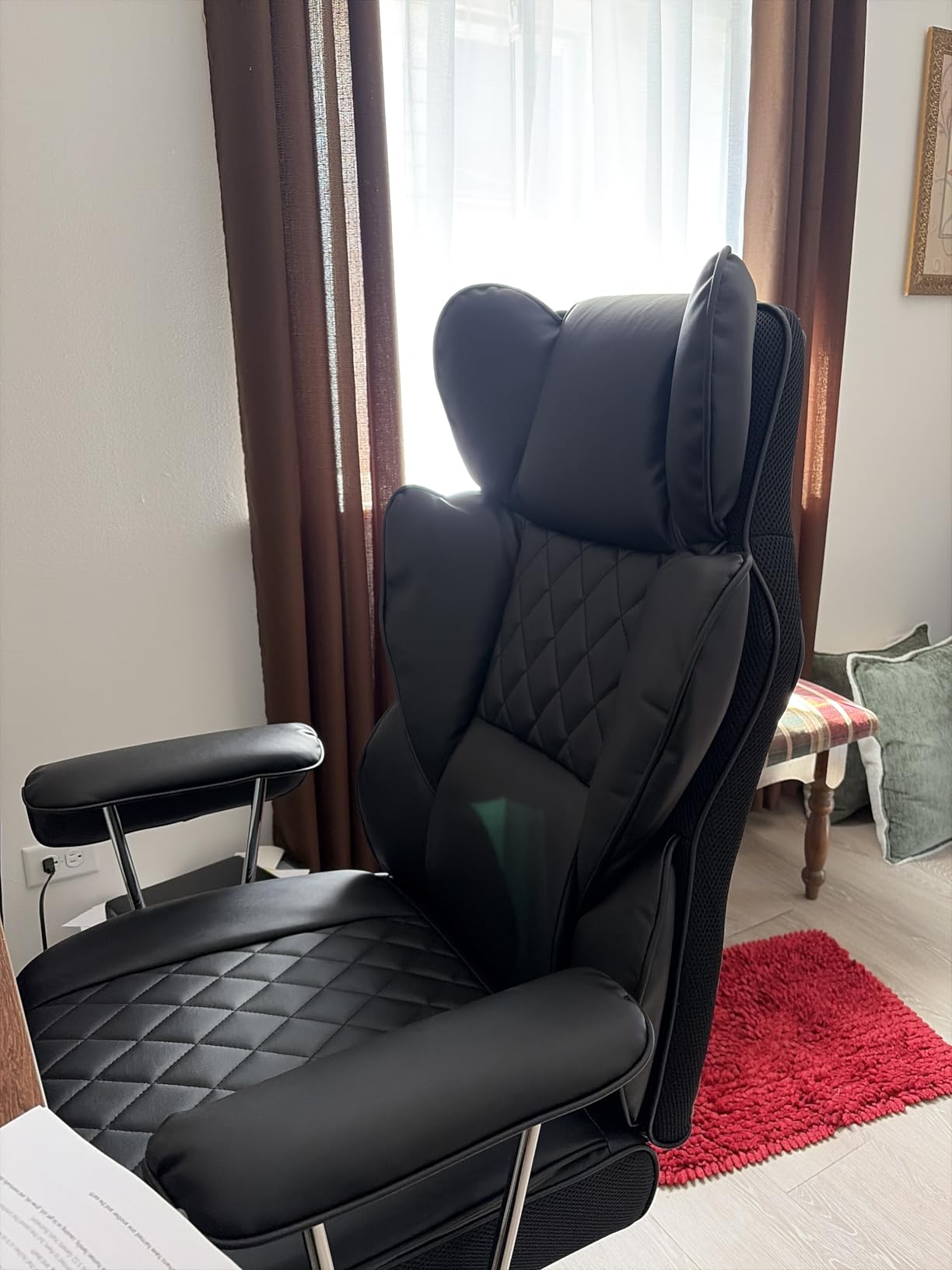 GTPLAYER Gaming Chair, Office Chair with Pocket Spring Lumbar Support, Ergonomic Comfortable Wide Office Desk Computer Chair with Outward Fixed Soft Armrests and Footrest (PU Leather, Black) customer photo 1