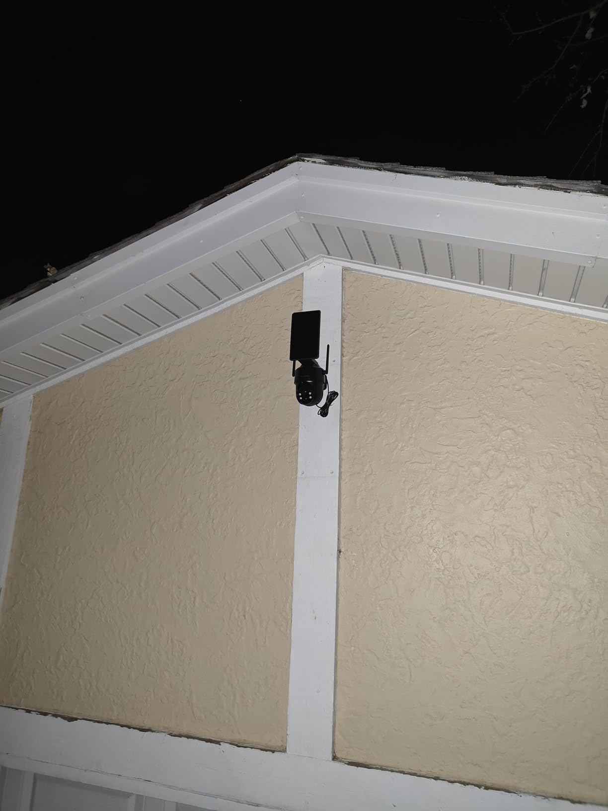 GALAYOU 2K Security Cameras Wireless Outdoor-360° PTZ Cameras for Home Security with Solar Panel/Battery Powered, Night Vision, Two-Way Audio, PIR Sensor, Works with Alexa, R1 4P Black (2.4Ghz Only) customer photo 2