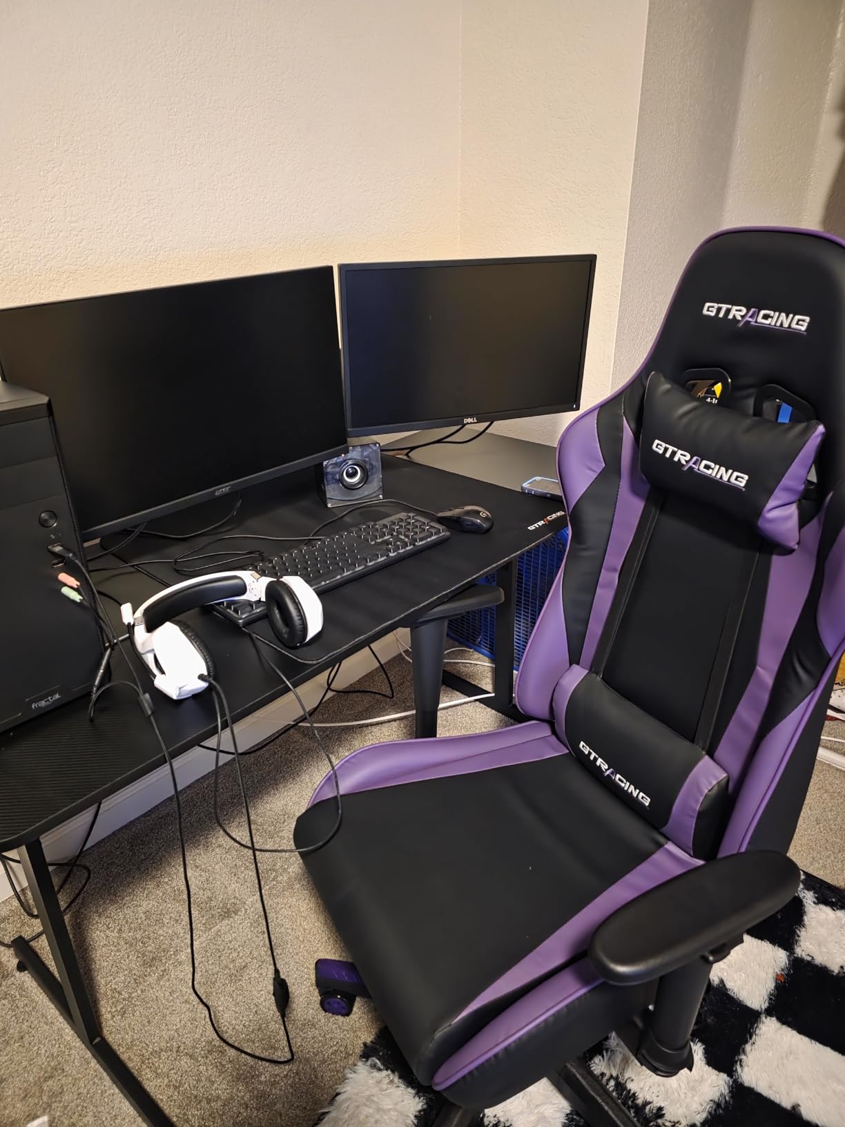 GTPLAYER 55 Inch Gaming Desk with LED Lights, Large Computer Desk with Mouse Pad for Home Office, T-Shaped Carbon Fibre Surface PC Game Workstations with Headphone Hook customer photo 1