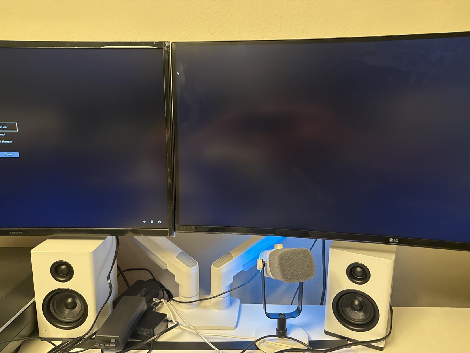 HUANUO Dual Monitor Stand, Fully Adjustable Monitor Desk Mount for 13-32