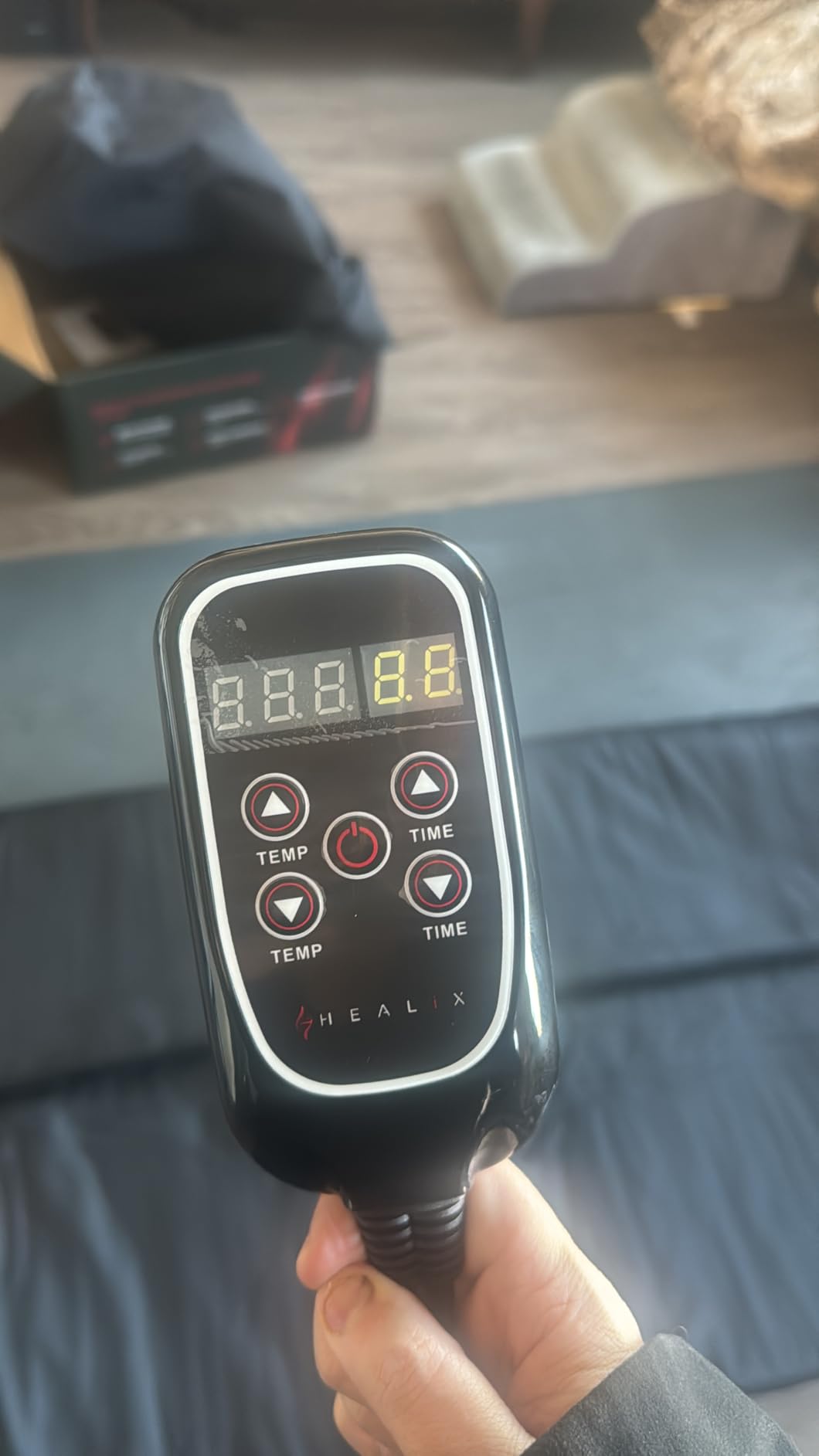 Healix Infrared Sauna Blanket Zero EMF | Portable Home Sauna Blanket for Relaxation & Wellness | Far Infrared Heating, Adjustable Temp (77-176°F), Carbon Fiber Heating, Hook-and-Loop Closure customer photo 2