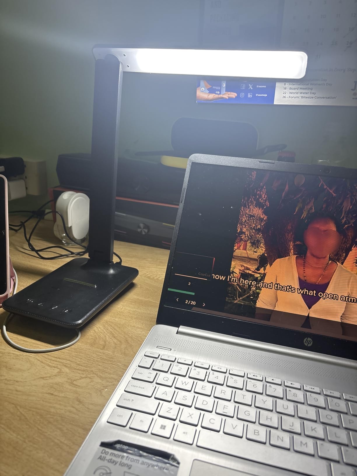 shinelife LED Desk Lamp for Office Home, Bright Desk Light with USB Charging Port, Adjustable Dimmable Desk Lamps 5 Modes 5 Brightness, Touch Study Lamp for Nail, Craft, Puzzle, Sewing, Study, Black customer photo 2