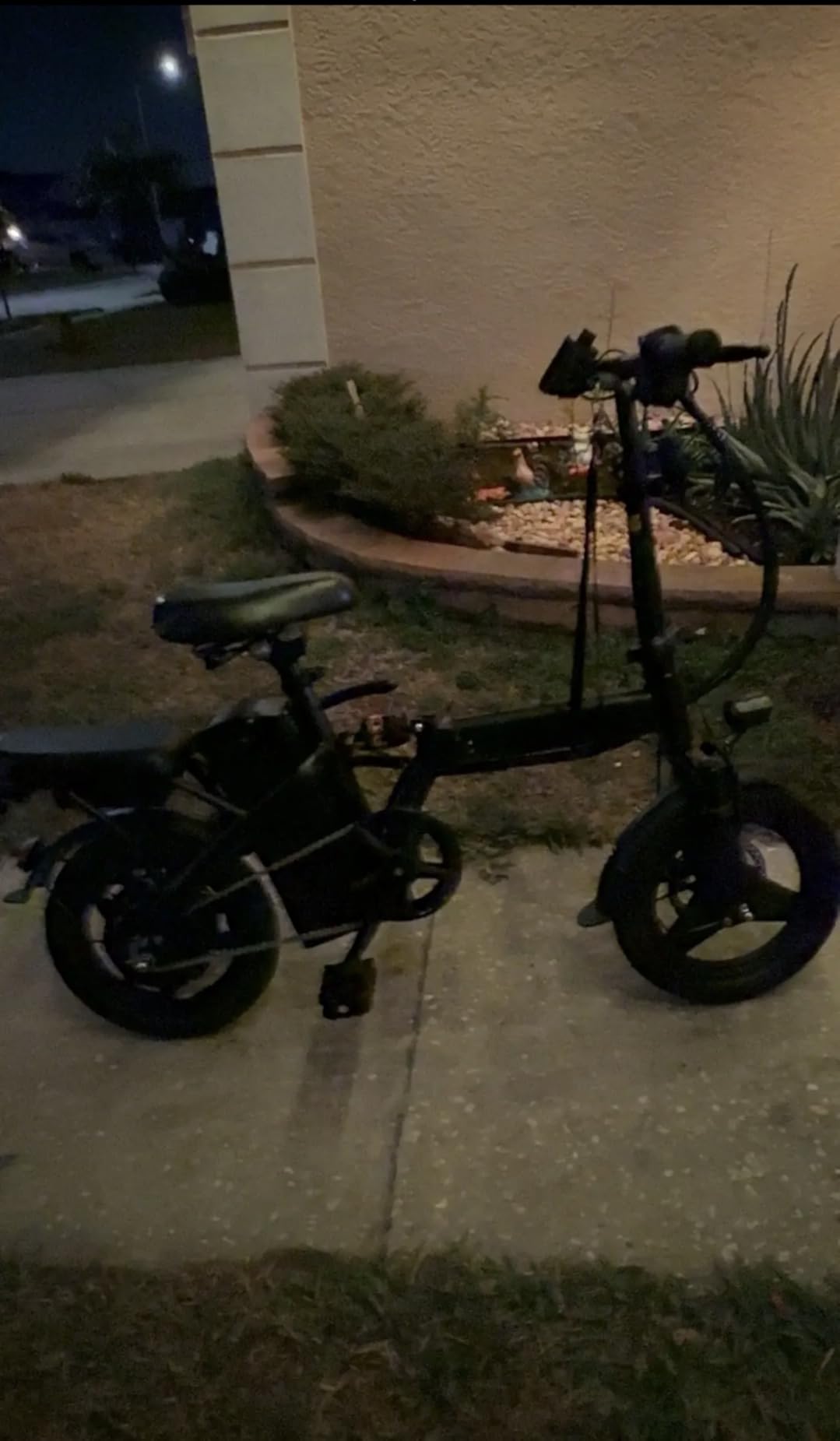 Electric Bike for Adults and Teens, 520W-560W Motor, 20-24MPH, 32 Miles Range, 48V 10Ah Battery, 3-Level Pedal Assist, 14