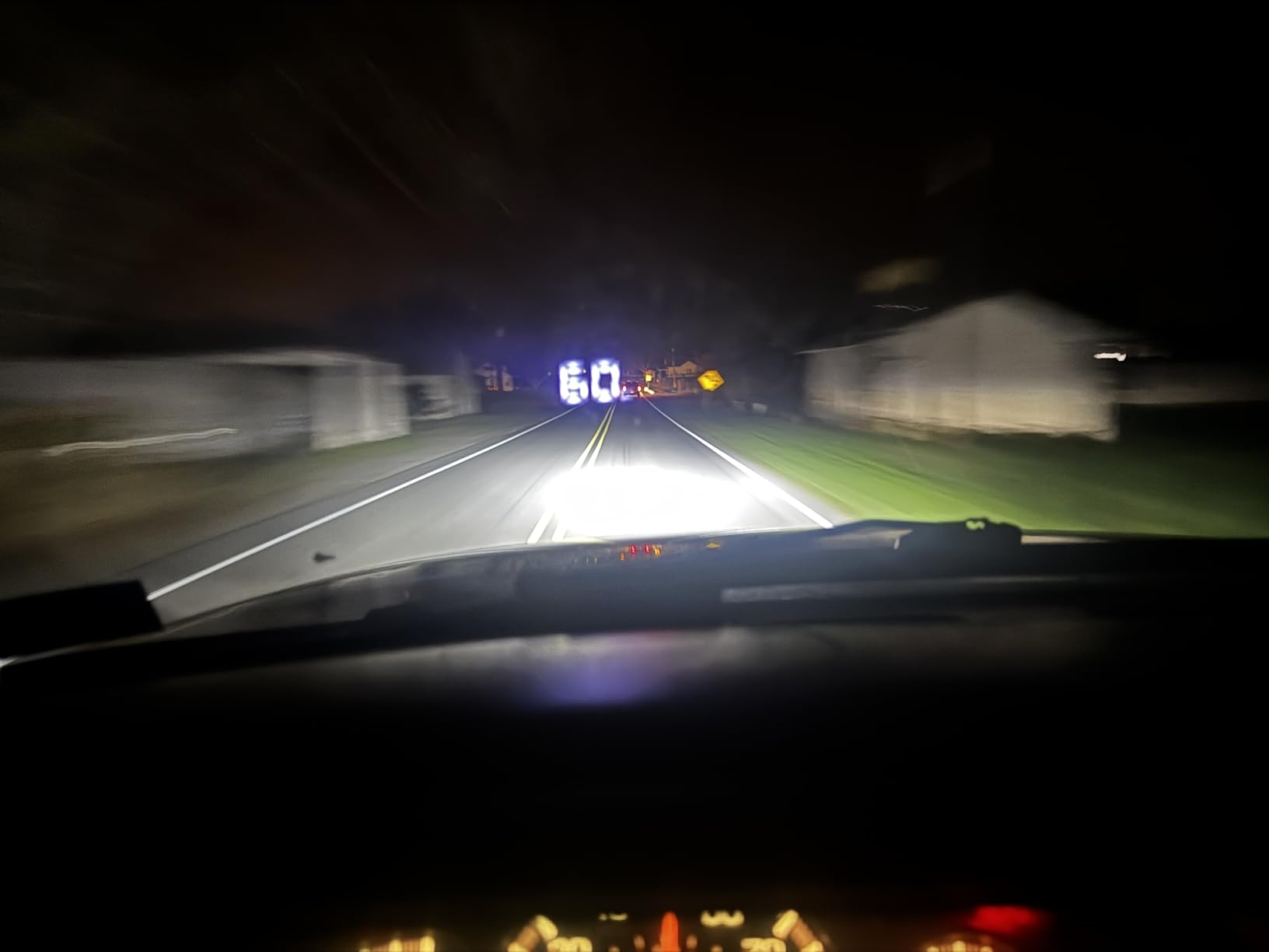 Heads up Display for Cars,Car HUD,Head up Display for Car,Digital GPS HUD Speedometer,USB Cable Plug and Play,Automatic Brightness Adjustment,Large Font Display (K1-White) customer photo 1