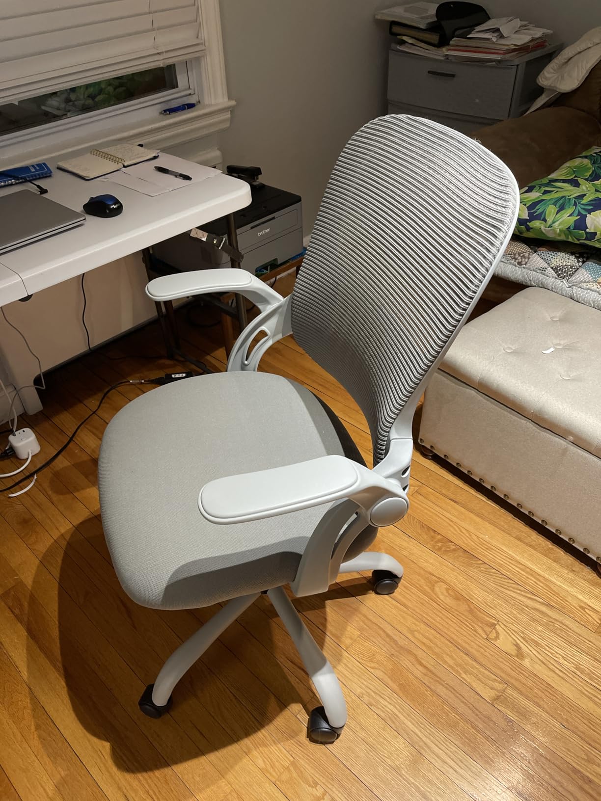 Sweetcrispy Office Computer Desk Chair Ergonomic Mid-Back Mesh Rolling Work Swivel Task Chair with Comfortable Lumbar Support customer photo 1