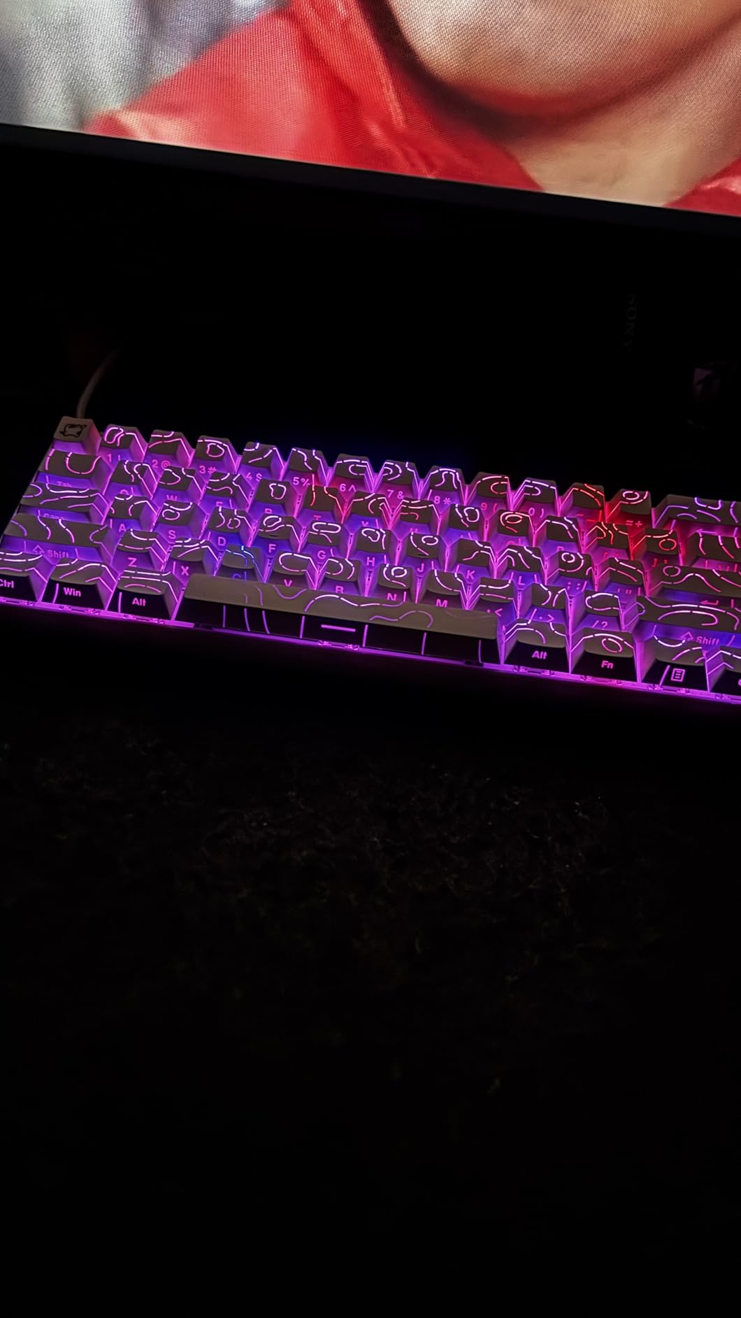 FunHub Shine Through PBT Keycaps - Black Double Shot Side Printed Backlit Keycaps Set 133 Keys 60% 65% 75% 100% Cherry Profile, Gradient Topographic Custom Key Caps for MX Switch Gaming Keyboards customer photo 2