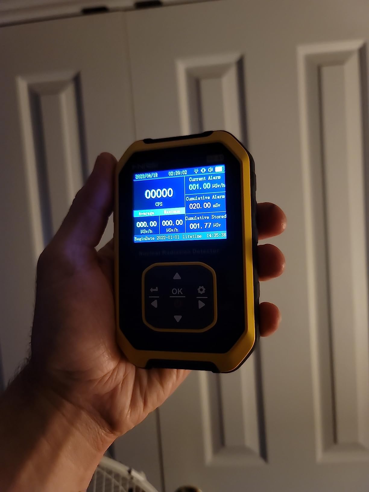 FNIRSI GC-01 Geiger Counter Nuclear Radiation Detector, Radiation Dosimeter with LCD Display, Portable Handheld Beta Gamma X-ray Rechargeable Radiation Monitor Meter, 5 Dosage Units, 0.0μSv-500mSv customer photo 2