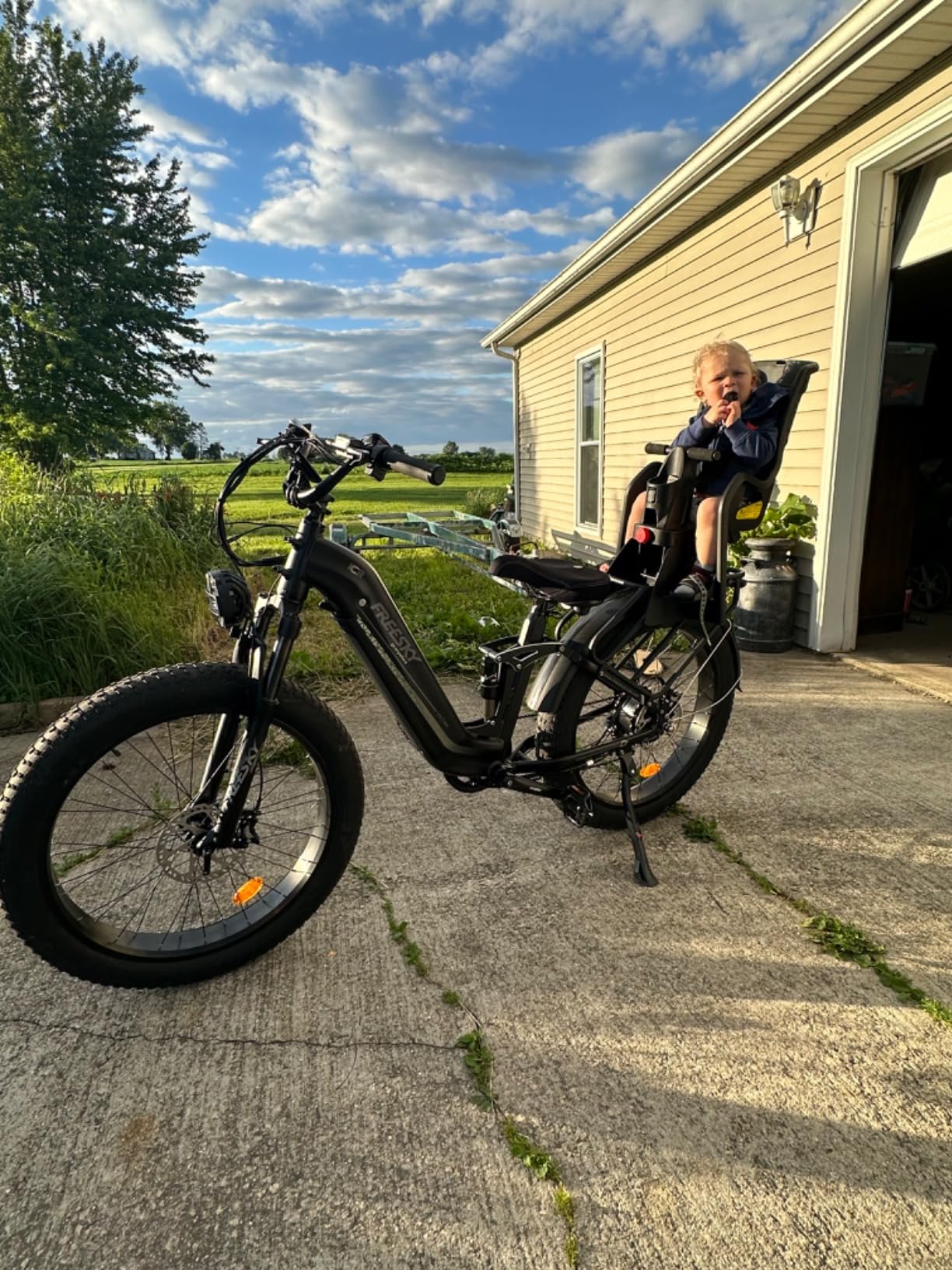 FREESKY Wildcat Ultra 3000W Electric Bike for Adults 105mile Long Range Step-Thru Ebike Motor 37MPH Dirt E Bike 25Ah Samsung Battery customer photo 2