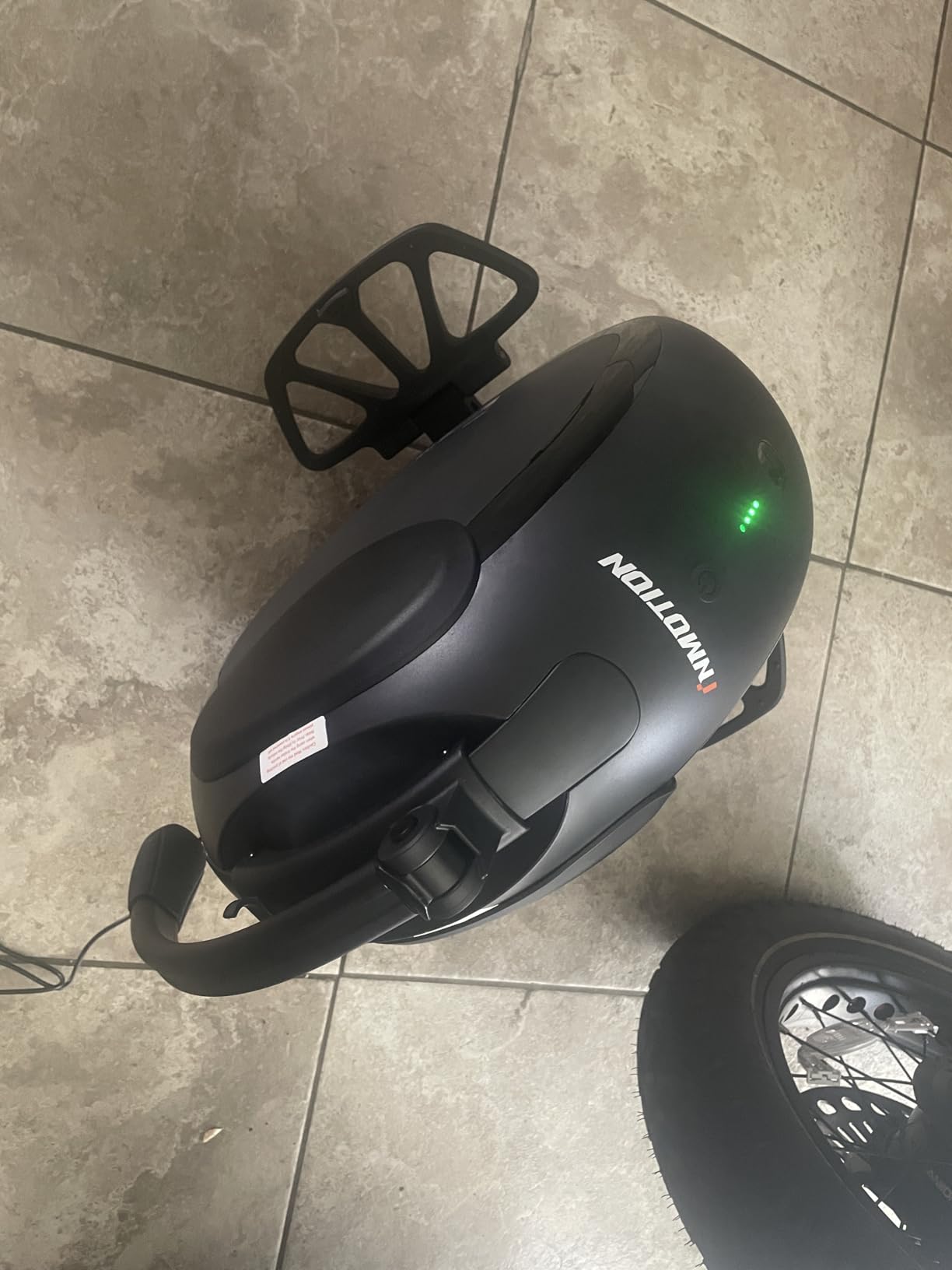 INMOTION V6 Electric Unicycle: UL2272 Certified 27.6lbs Lightest EUC, 18.6mi Range & 1000W Motor - Self-Balancing Scooter for Adults Teens Commuting customer photo 1